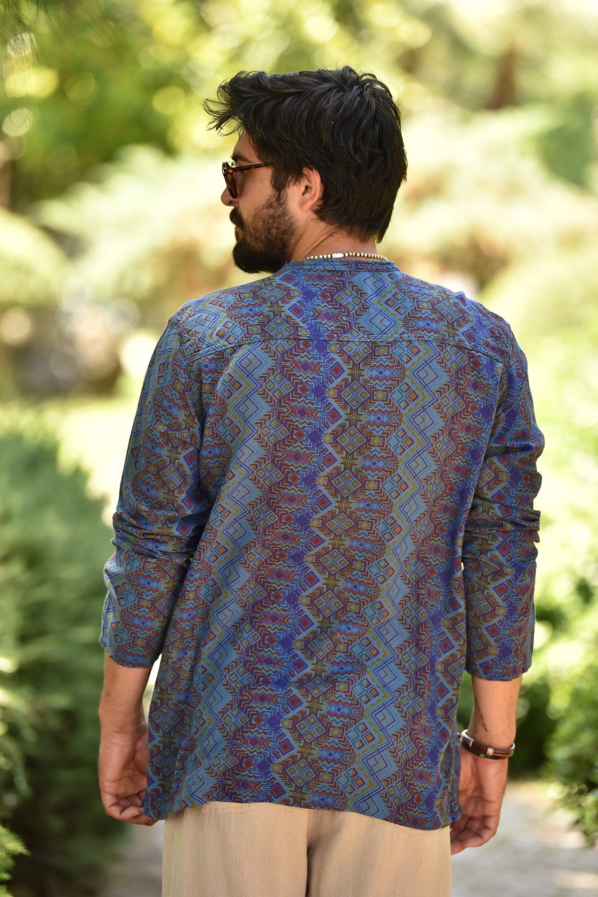 Mavi Desenli Yakası Bağcıklı Bohem Erkek Gömlek - Şaman Butik  - Online Alışveriş Sitesi | Kadın ve Erkek Giyim Mavi Desenli Yakası Bağcıklı Bohem Erkek Gömlek