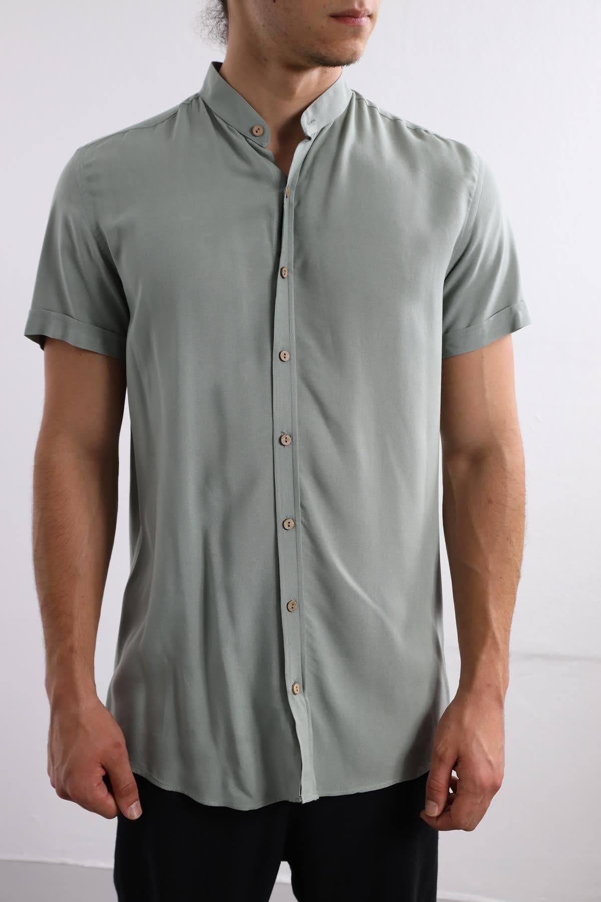  Mint Yeşili Hakim Yaka Rahat Kesim Erkek Gömlek