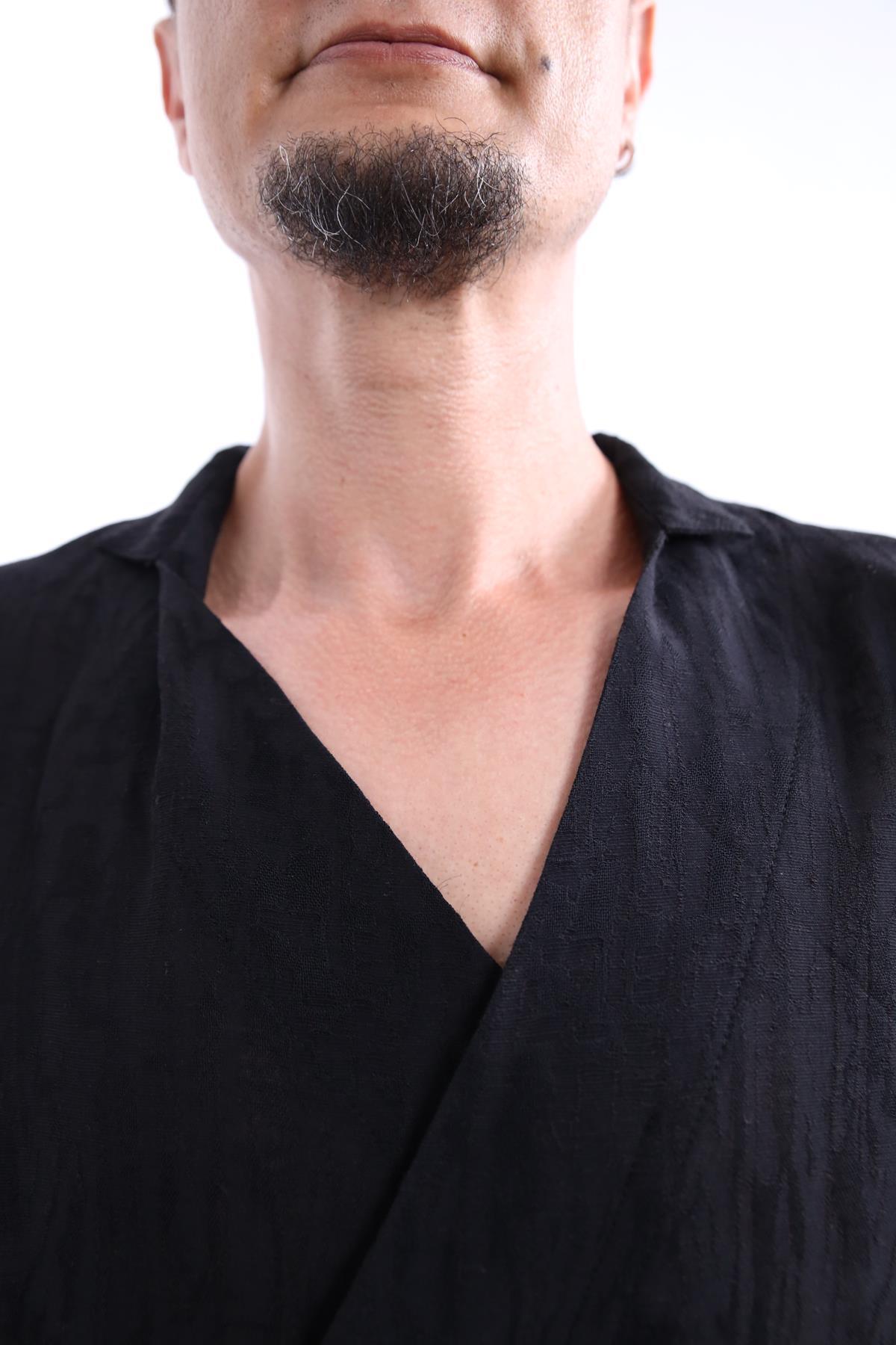  Siyah Desenli Asimetrik Kesim Keten Gömlek