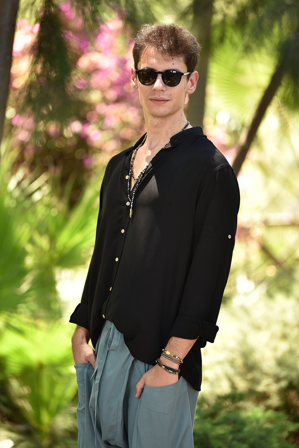 Siyah Hakim Yaka Erkek Gömlek - Şaman Butik Siyah Hakim Yaka Erkek Gömlek