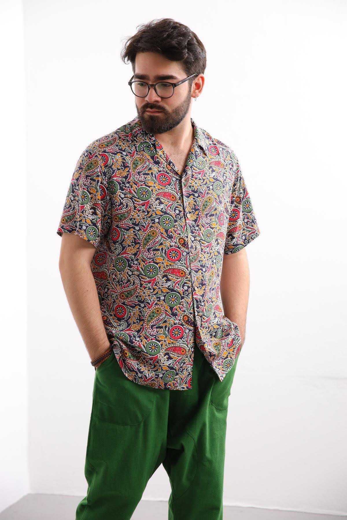 Black Paisley Patterned Short Sleeve Men's Shirt - Şaman Butik | Shop Online Black Paisley Patterned Short Sleeve Men's Shirt