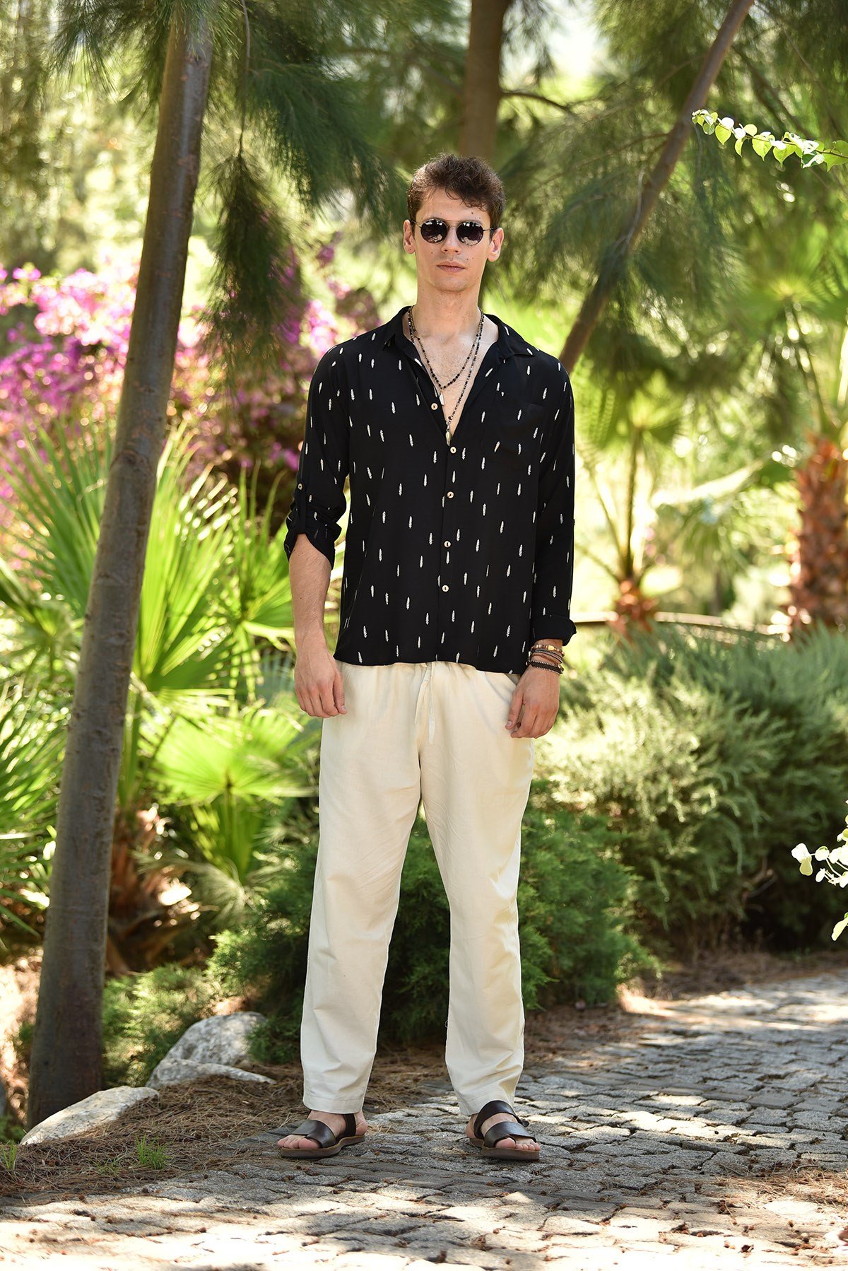 Siyah Tüy Desen Uzun Kol Gömlek - Şaman Butik Siyah Tüy Desen Uzun Kol Gömlek