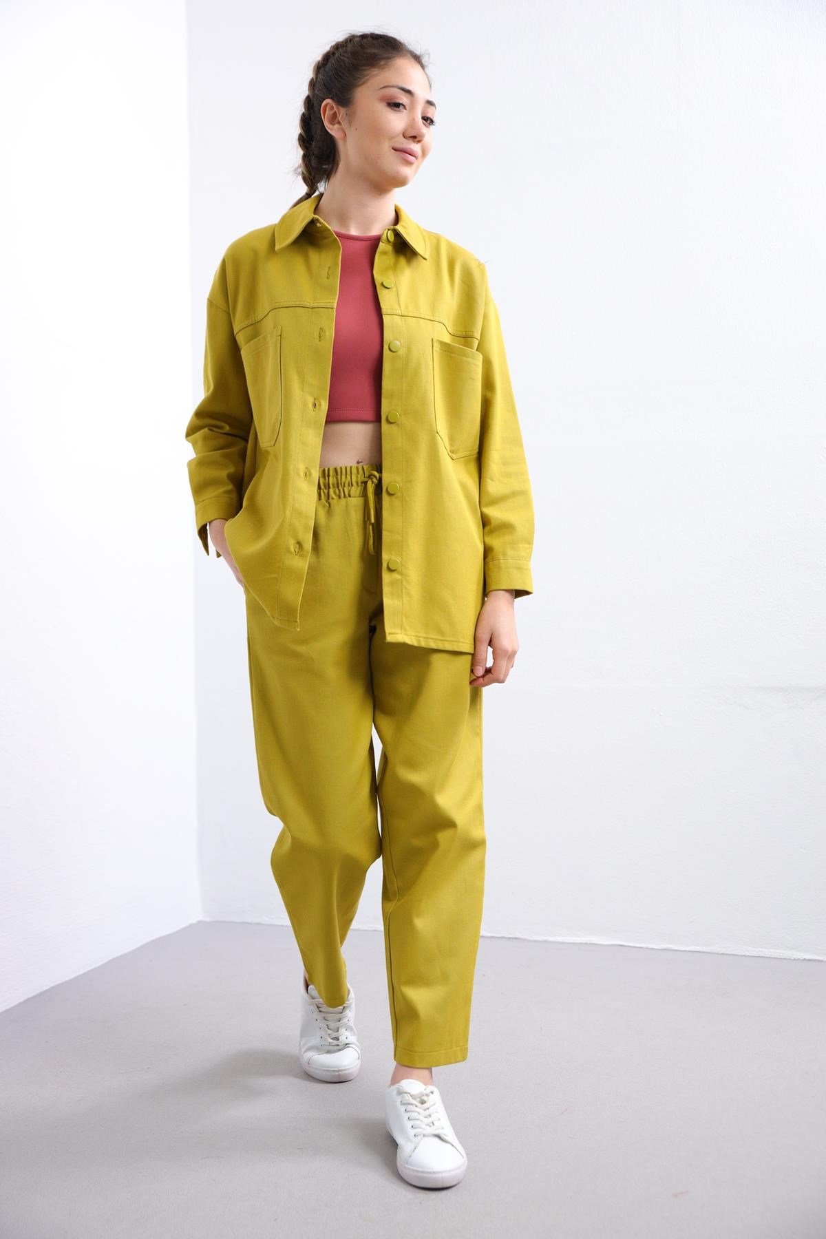  Yağ Yeşili Büyük Cepli Gömlek