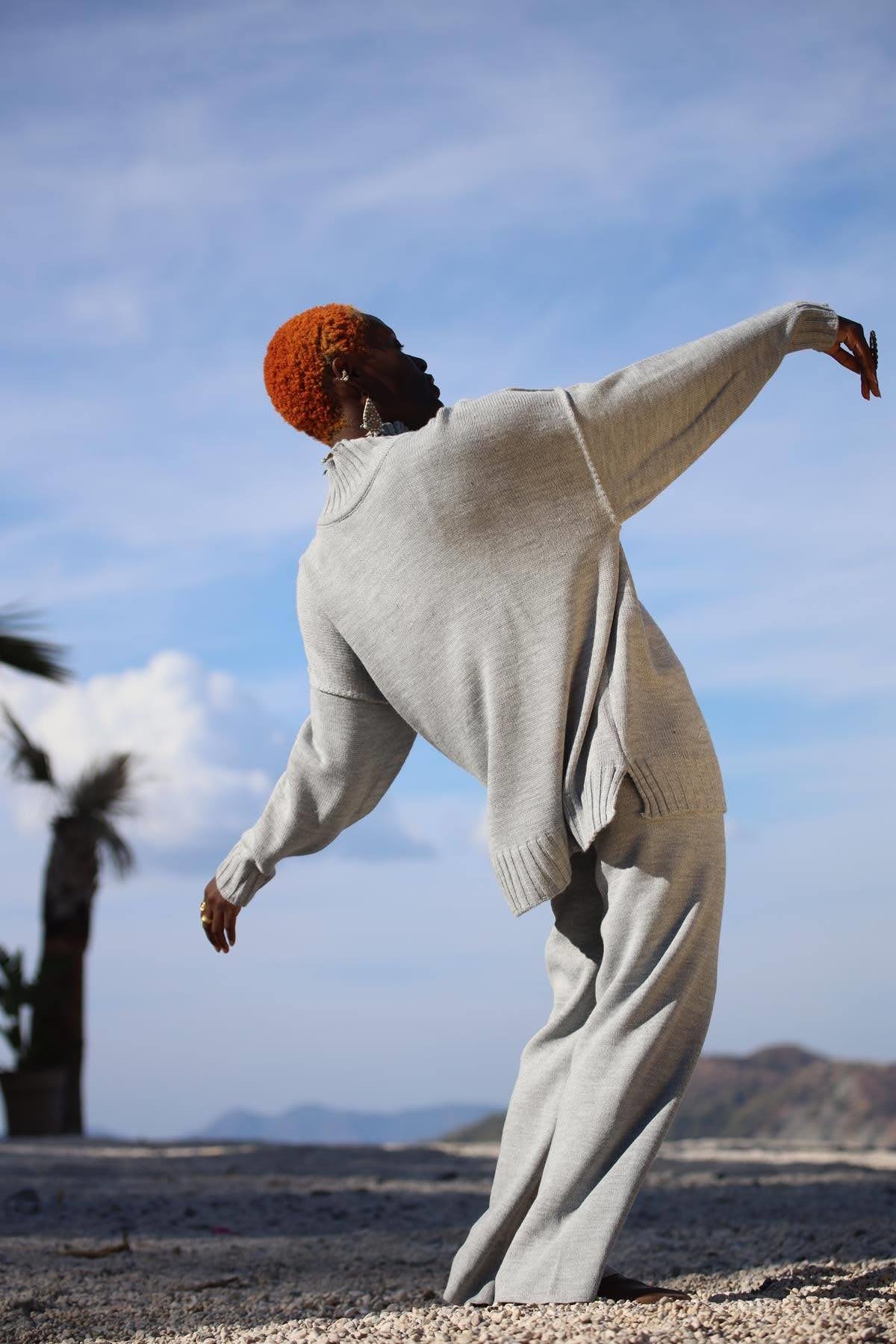 Gri Balıkçı Yaka Kazak ve Triko Pantolon Takım