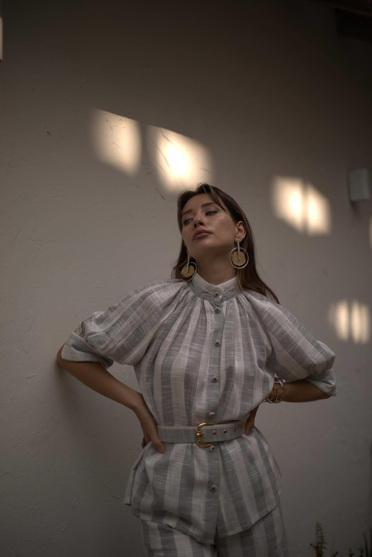 Gri Çizgili Truvakar Kol Gömlek ve Pantolon Takım