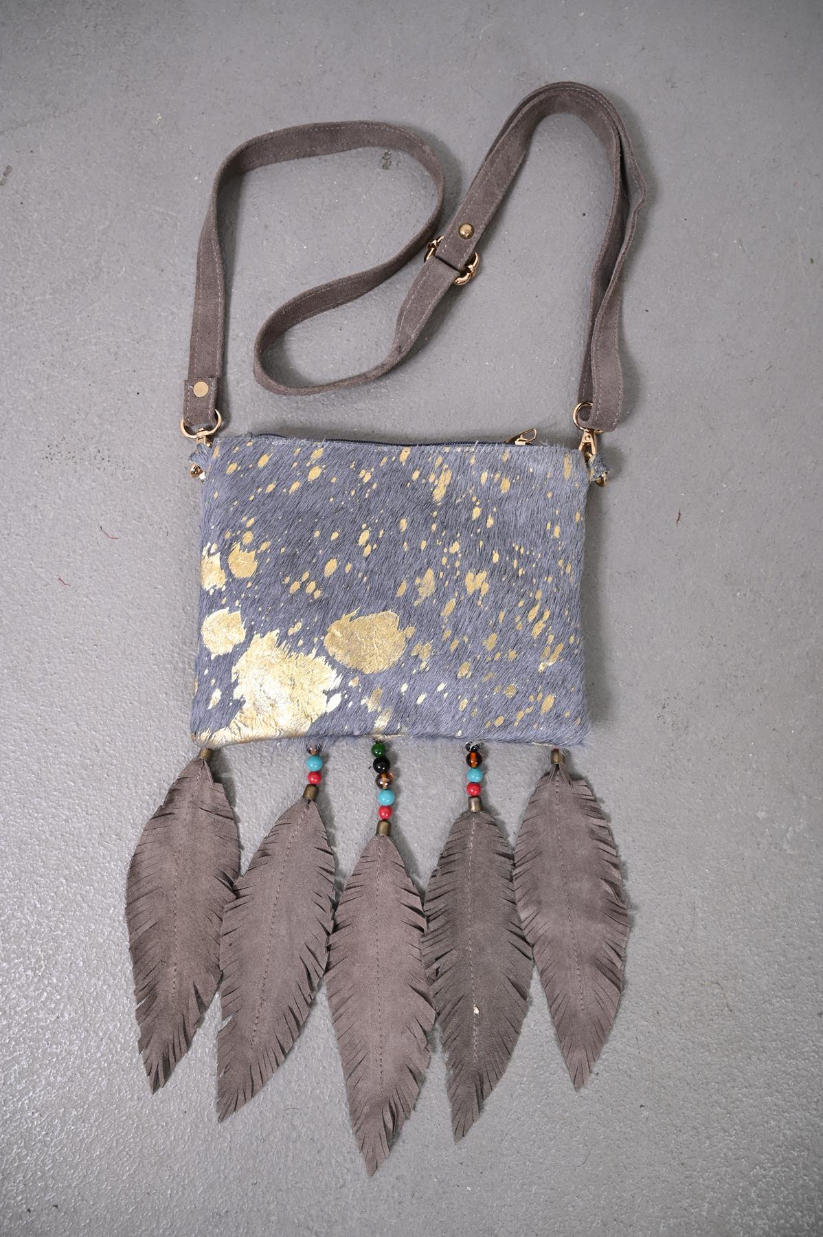 Gri Deniz Kabuklu Boncuk Püsküllü Tay Tüyü Tasarım Çanta