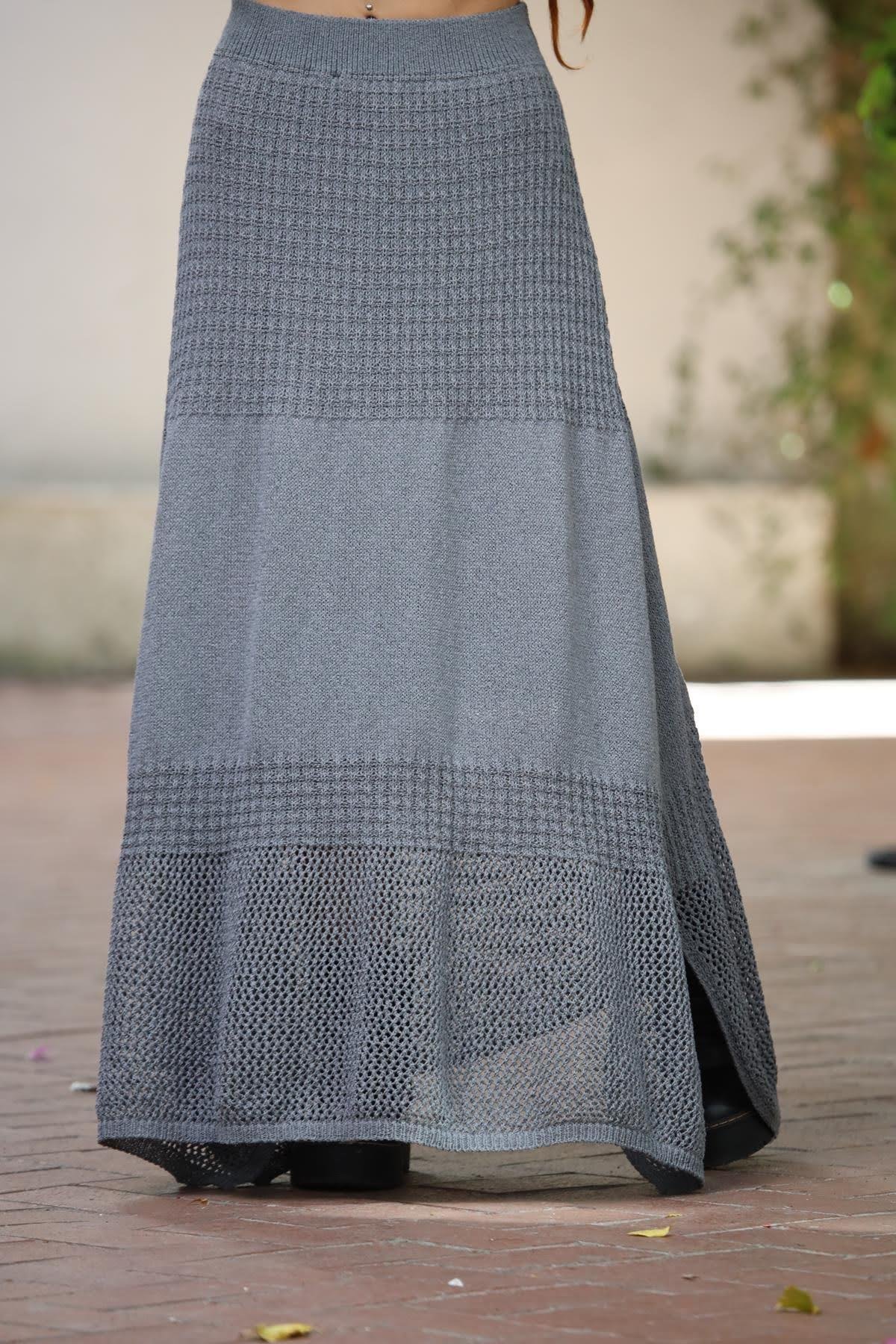 Gri File Detay Yırtmaçlı Örme Etek