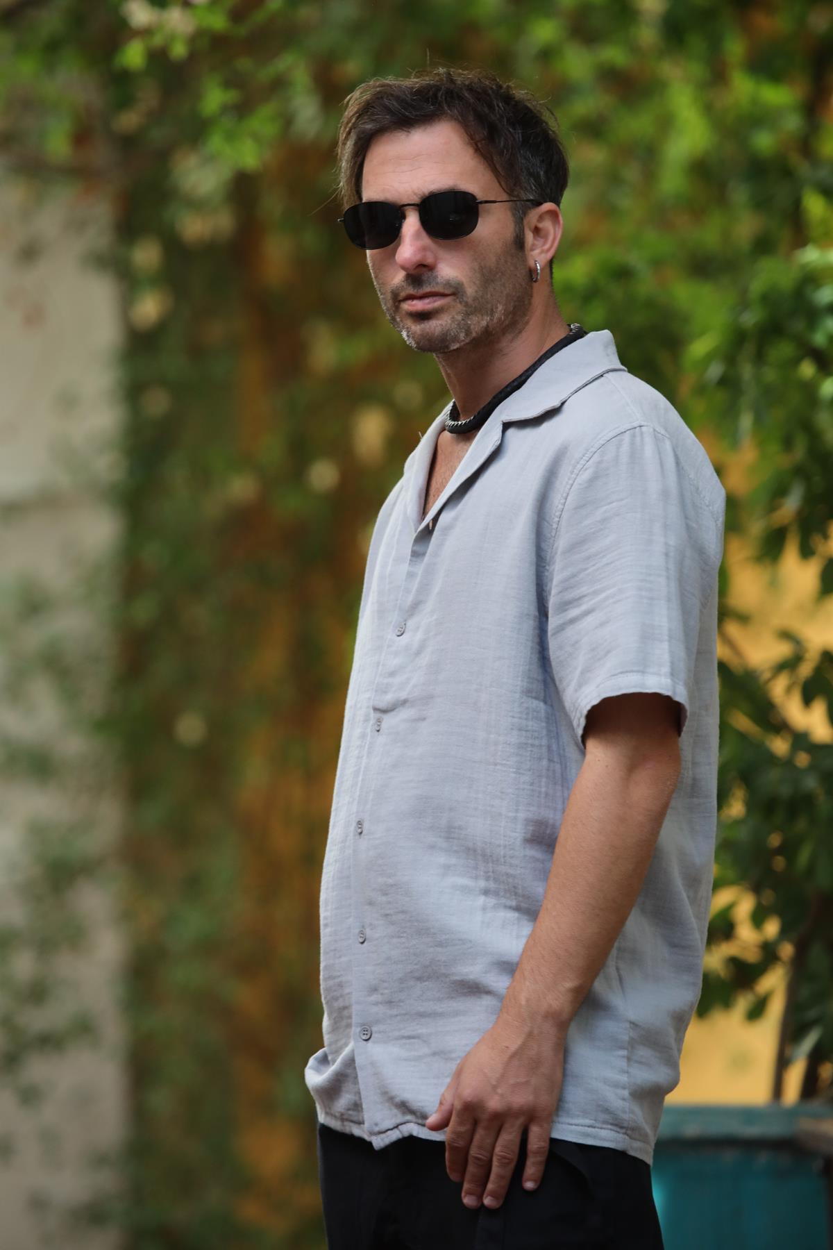 Gri Kısa Kollu Erkek Gömlek