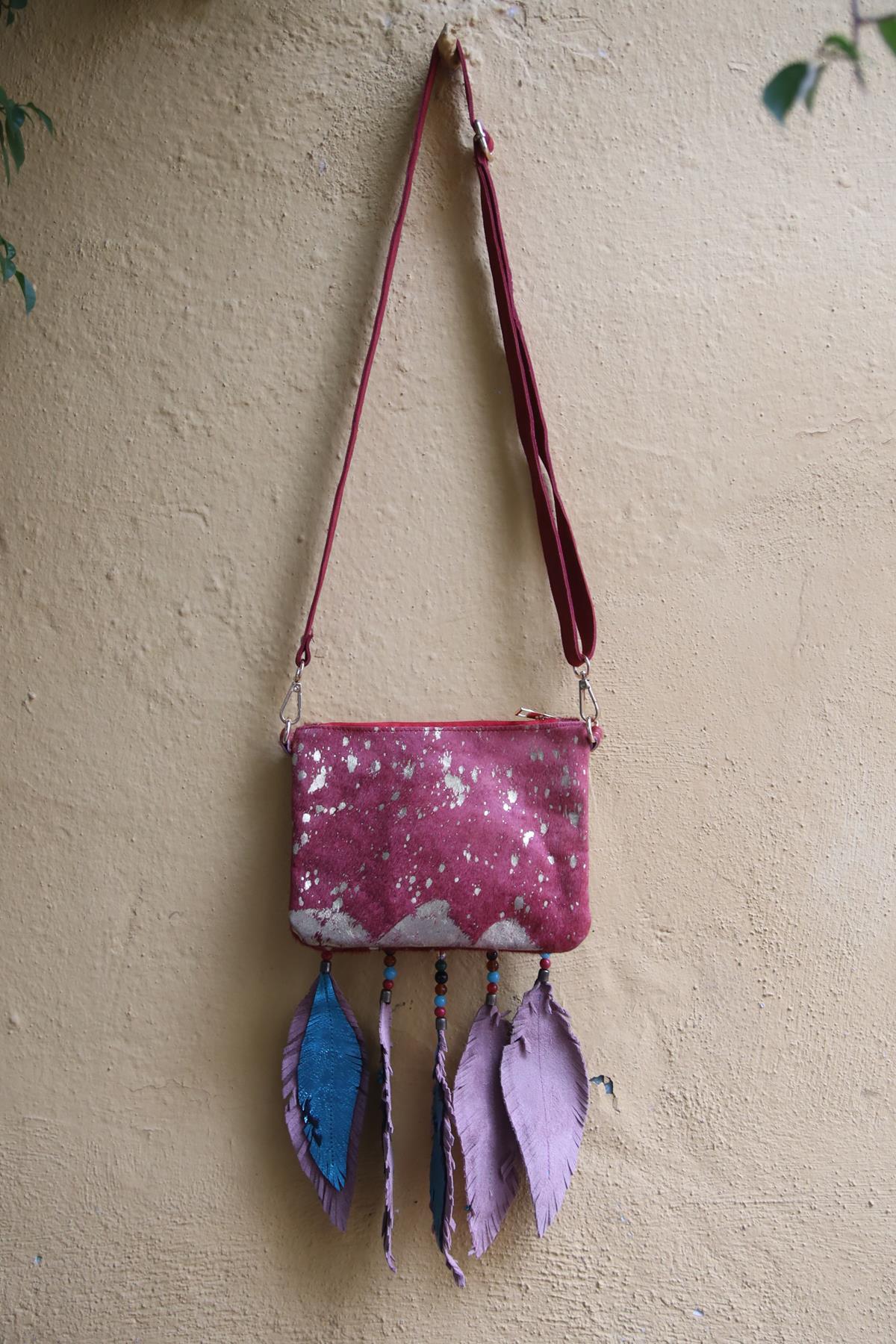 Gül Kurusu Deniz Kabuklu Boncuk Püsküllü Tay Tüyü Tasarım Çanta