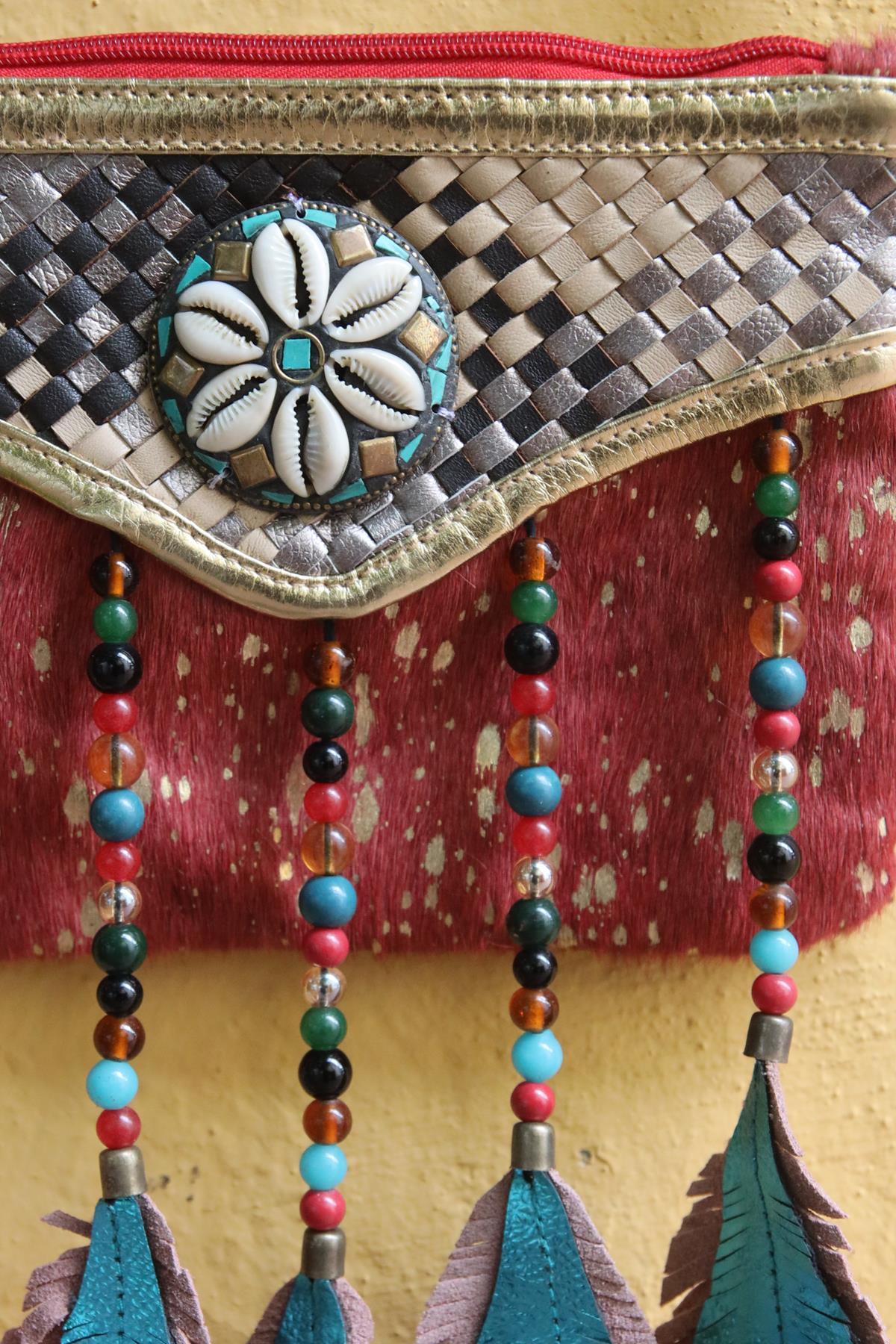 Gül Kurusu Deniz Kabuklu Boncuk Püsküllü Tay Tüyü Tasarım Çanta