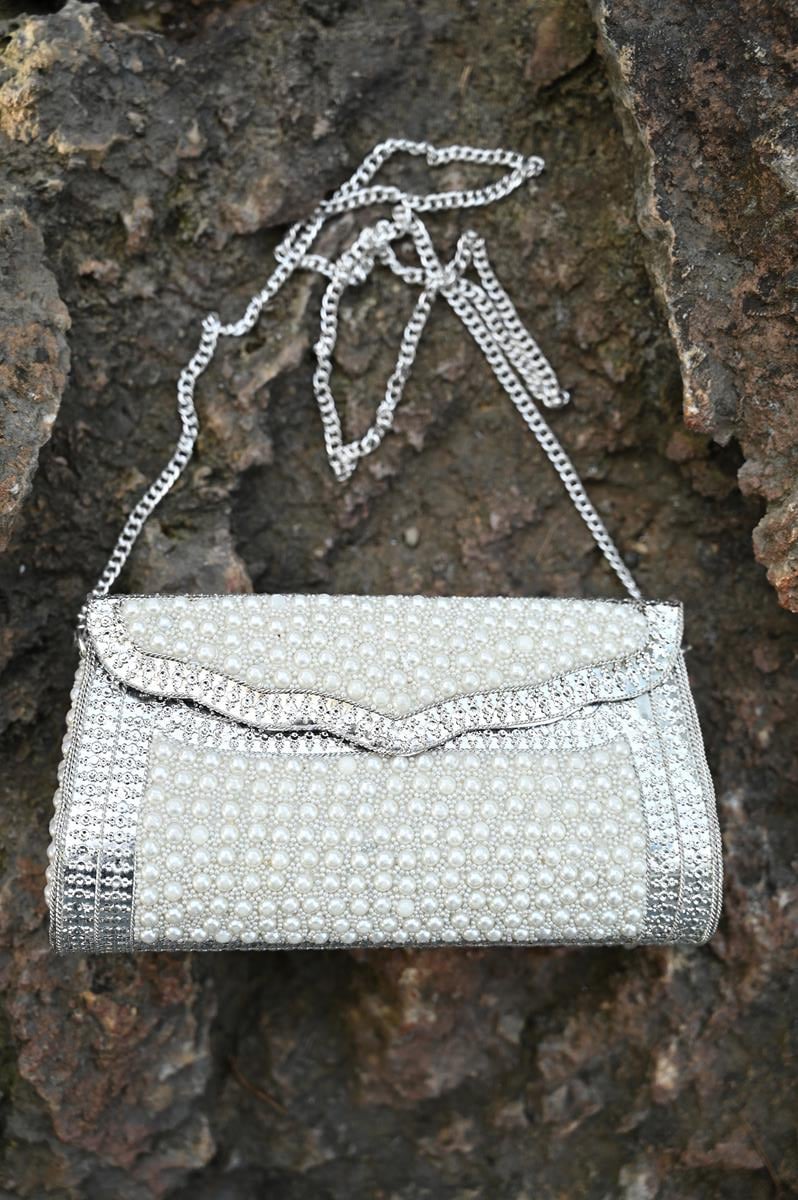 Gümüş Rengi İnci İşlemeli Özel Tasarım Çanta