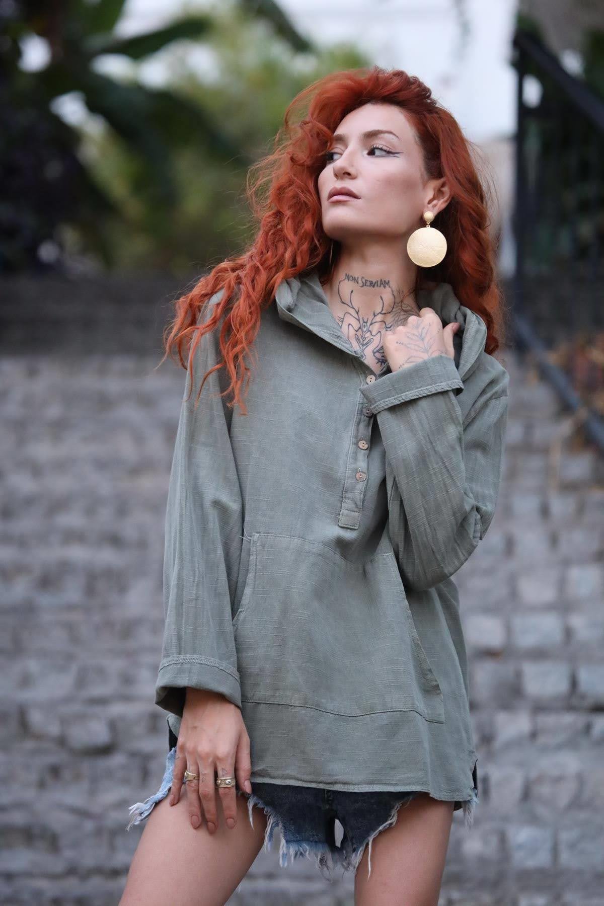 Haki Düğmeli Kanguru Cepli Kapüşonlu Sweat