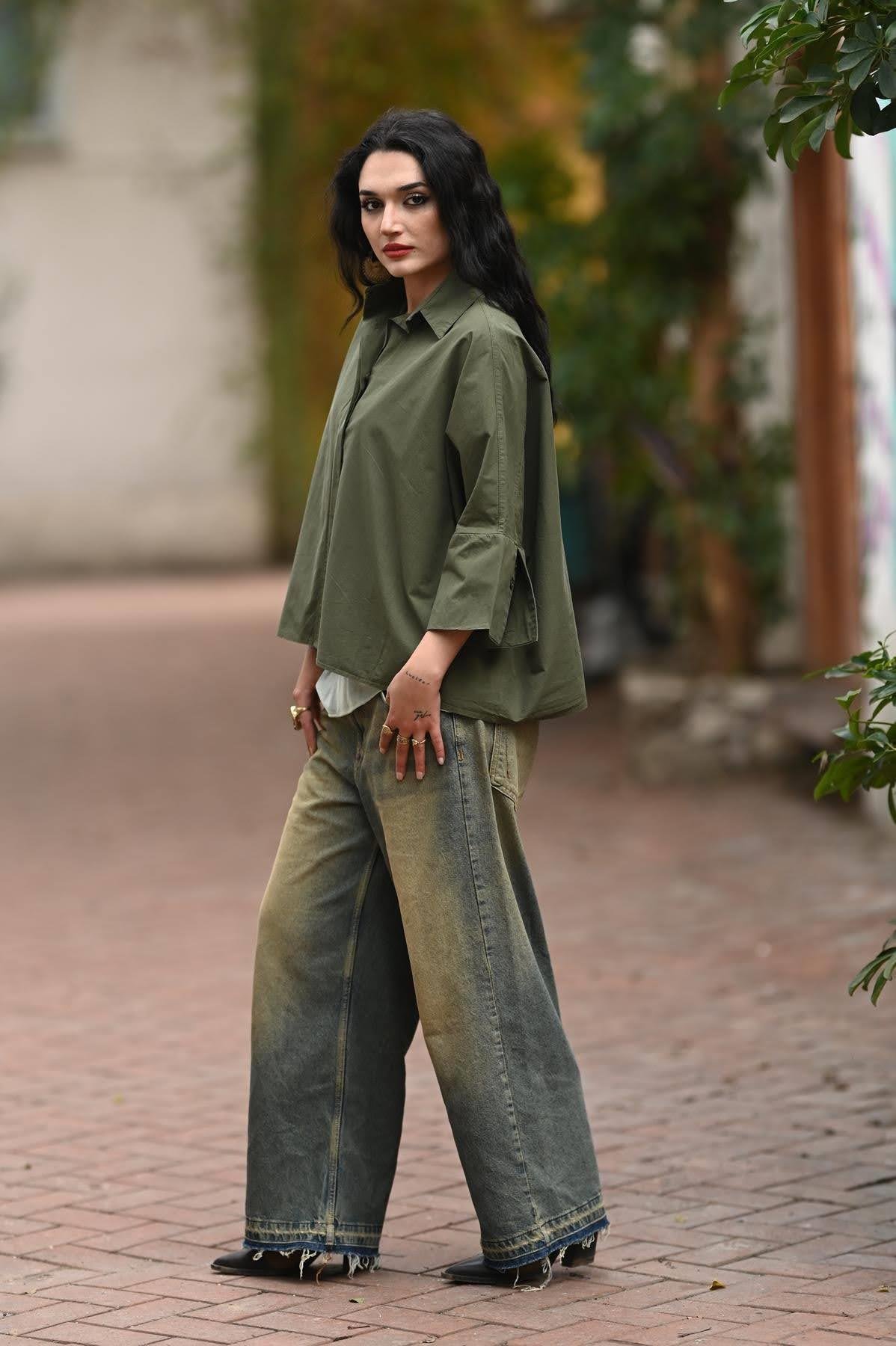 Haki Kalın Manşetli Düğmesi Gizli Salaş Gömlek