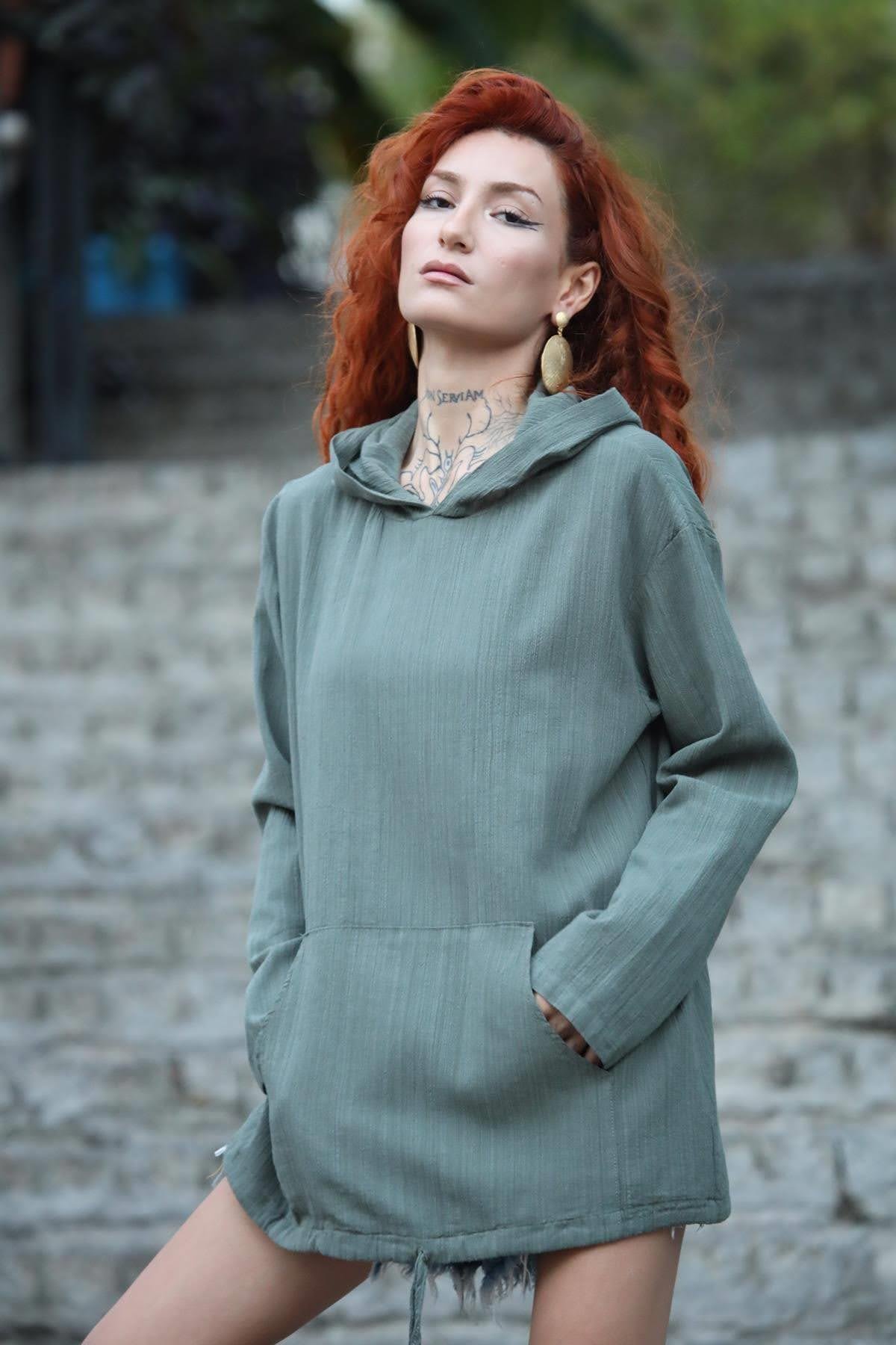 Haki Kapüşonlu Kanguru Cepli Büzgülü Sweat