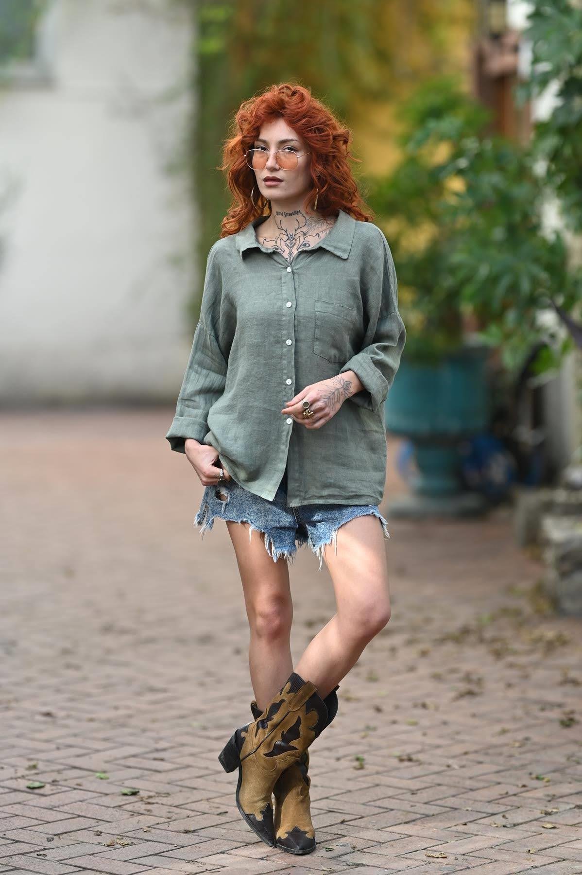 Haki Keten Arkası Halkalı Gömlek