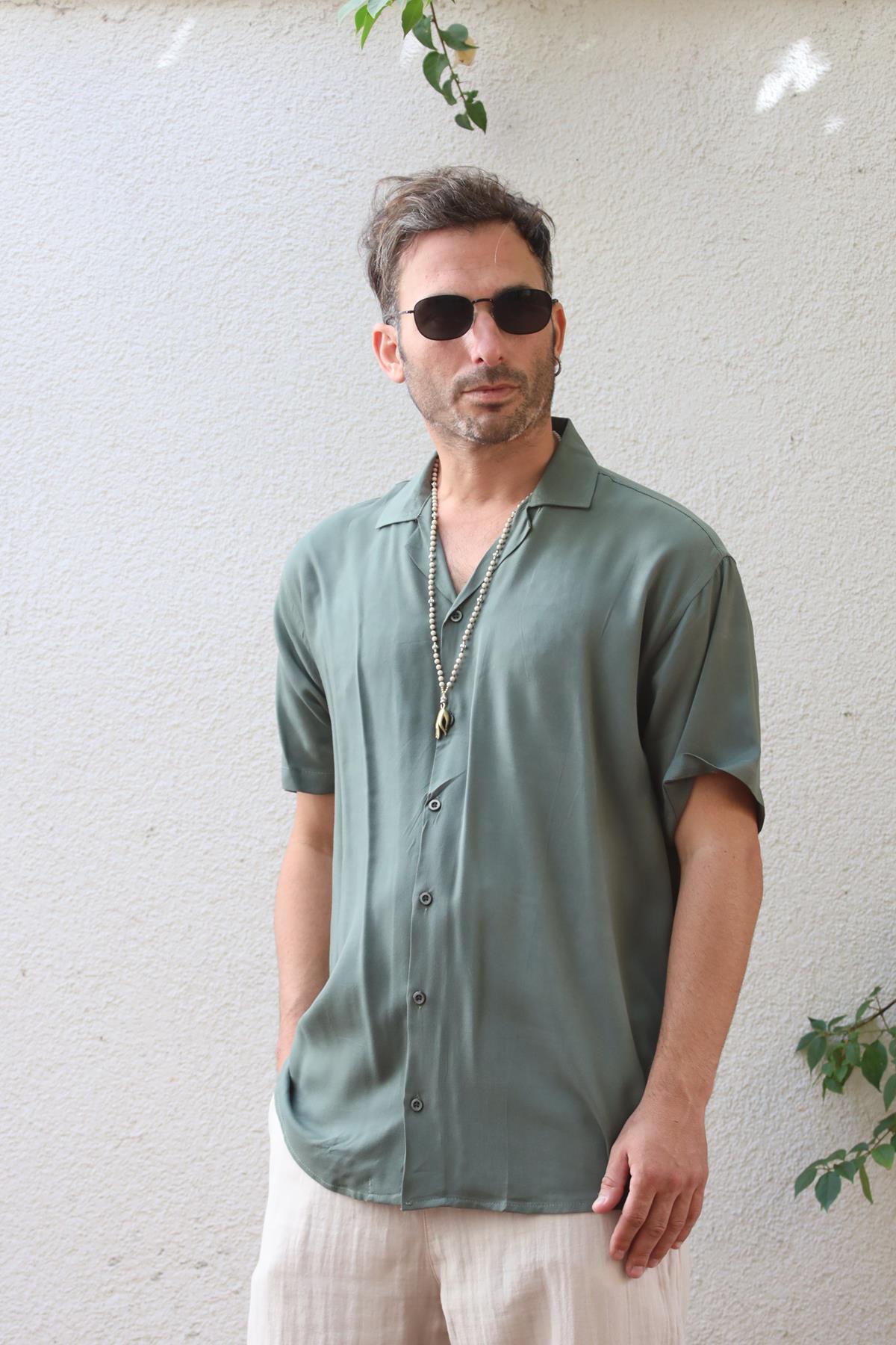 Haki Kısa Kollu Erkek Gömlek
