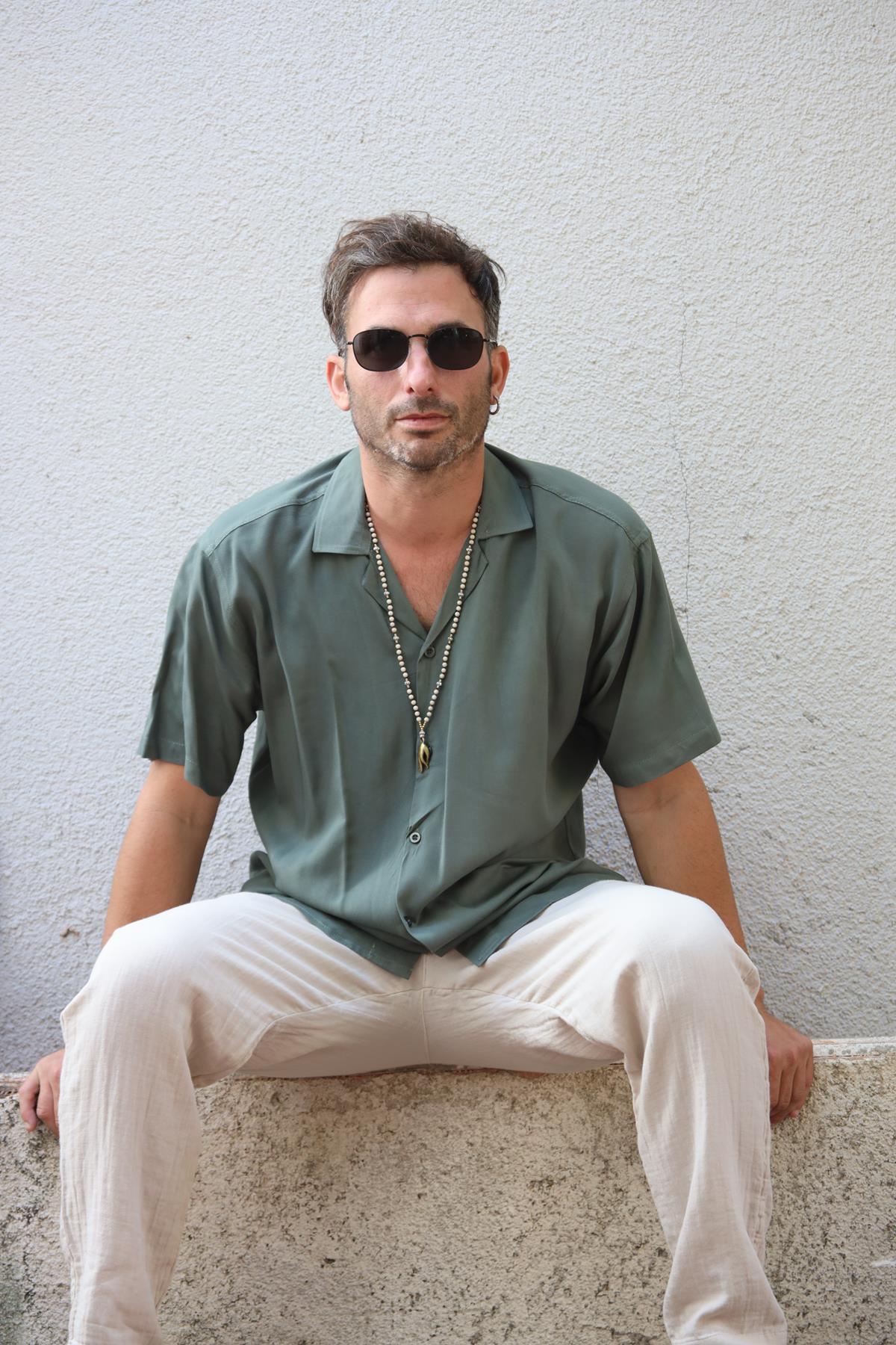 Haki Kısa Kollu Erkek Gömlek