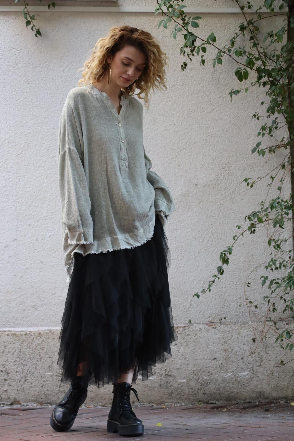 Haki Püsküllü Keten Detaylı Hakim Yaka Tunik