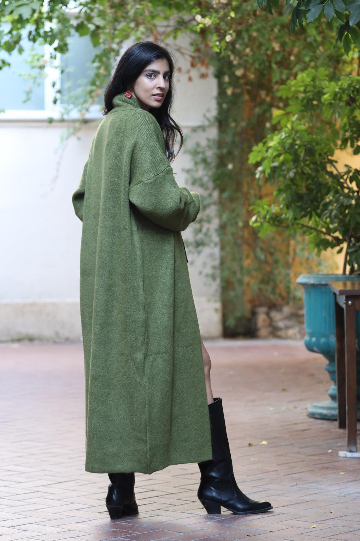 Haki Salaş Uzun Triko Hırka