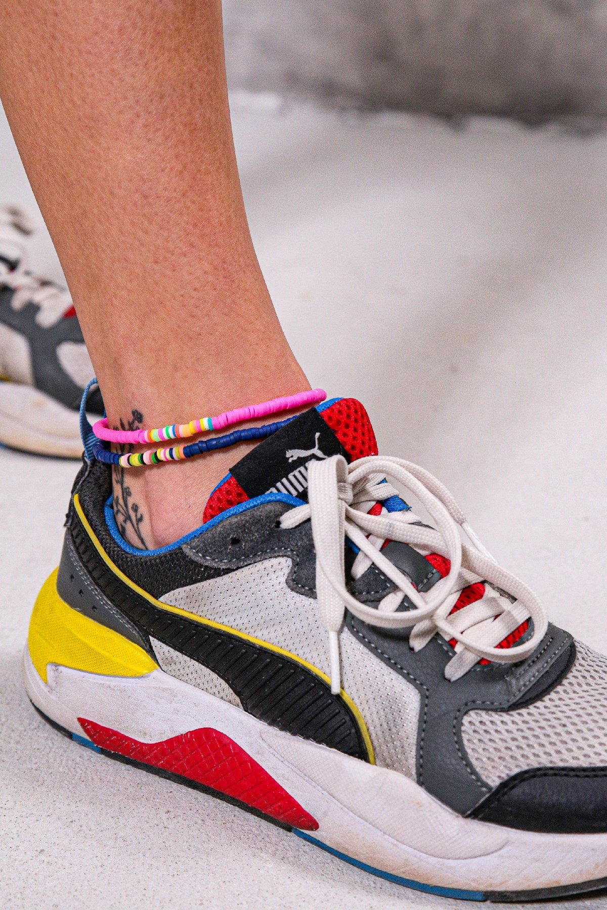 Ortası Renkli Fimo Detay Lacivert Fimo Boncuk Tasarım Halhal - Şaman Butik Ortası Renkli Fimo Detay Lacivert Fimo Boncuk Tasarım Halhal