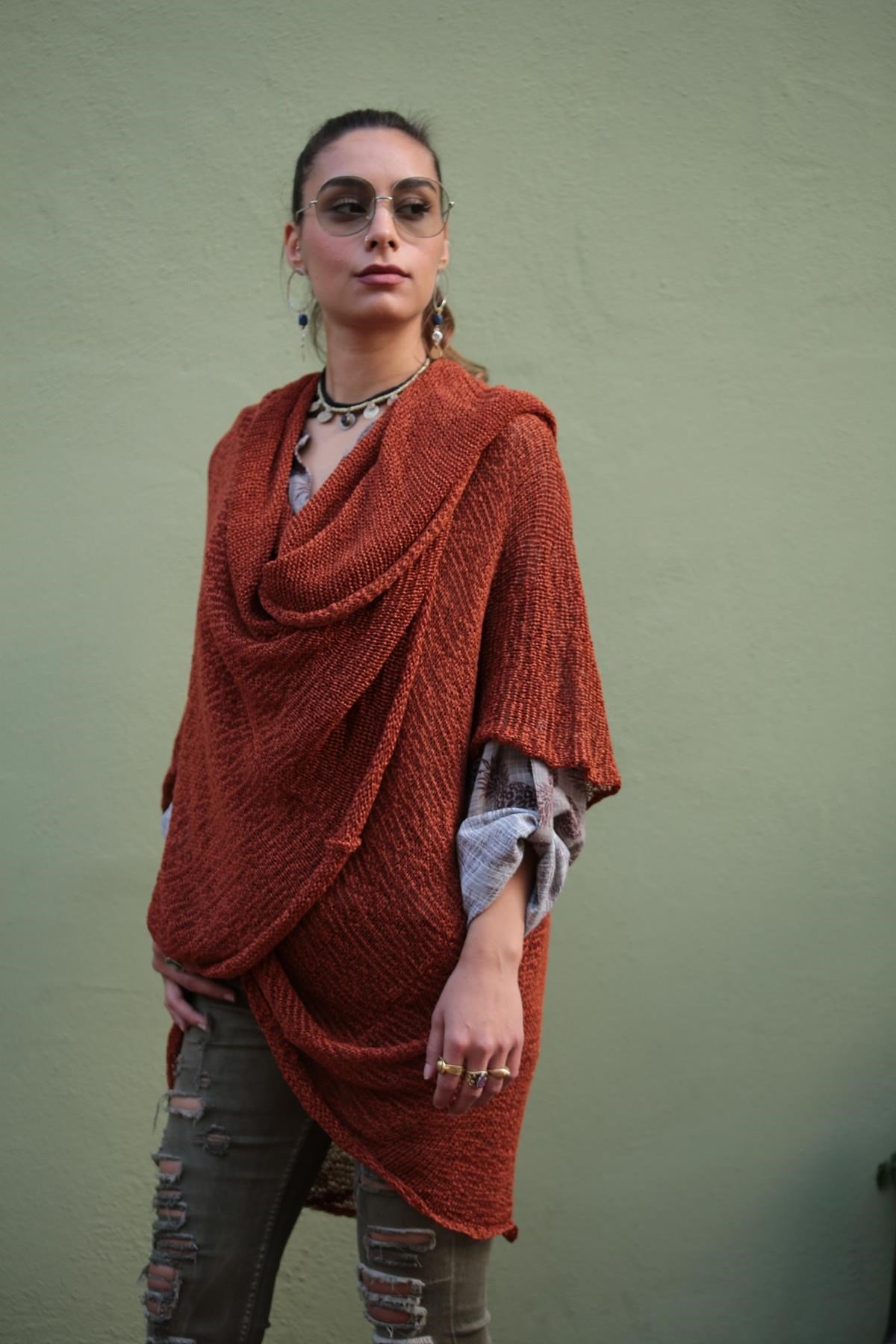  Kiremit Rengi Kapüşonlu Merserize Hırka