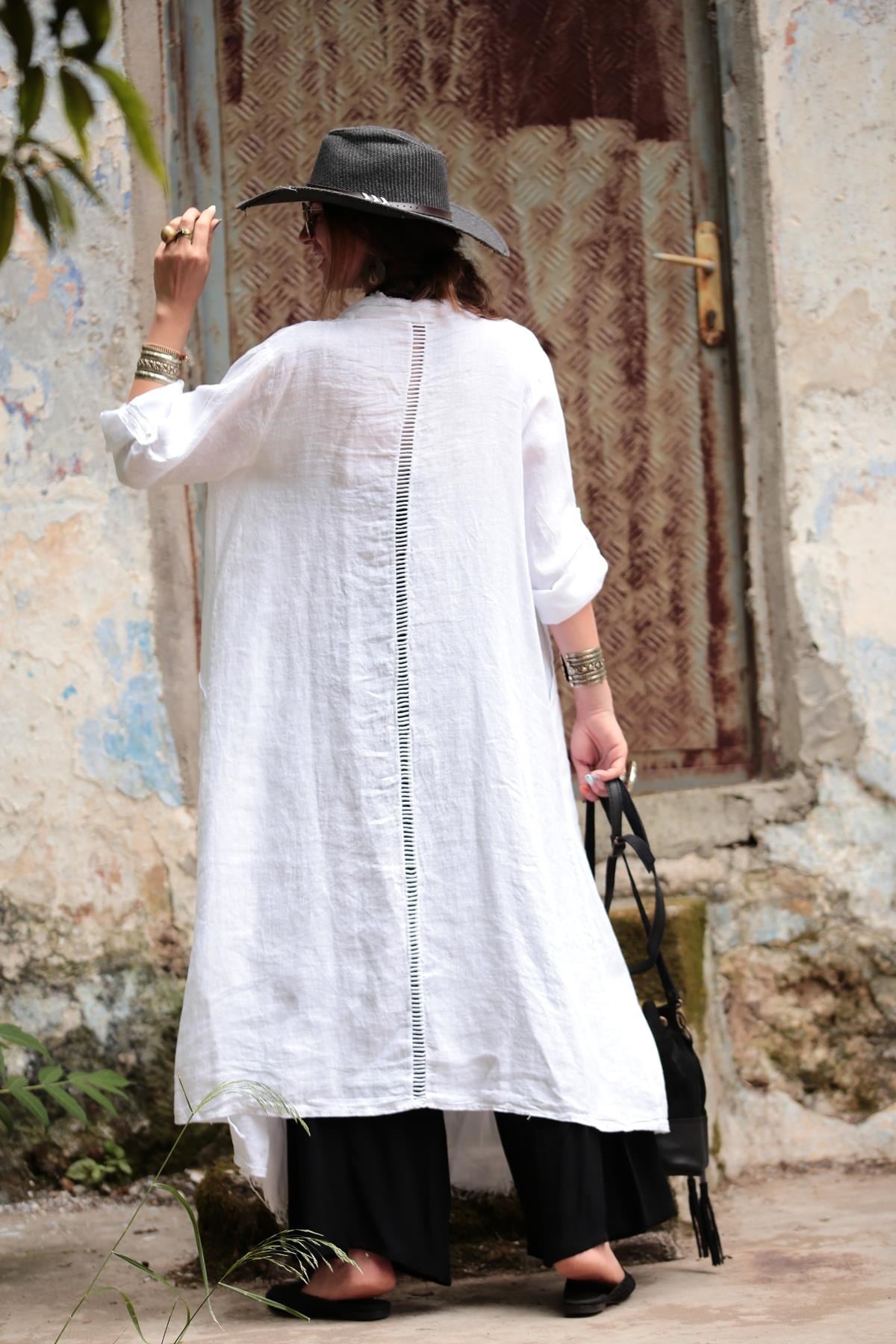 Beyaz Sırt Detaylı Keten Kaftan - Şaman Butik Beyaz Sırt Detaylı Keten Kaftan