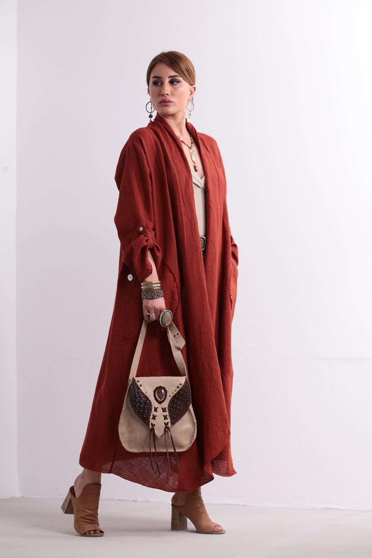 Kiremit Rengi Cebi Düğmeli Keten Kaftan - Şaman Butik Kiremit Rengi Cebi Düğmeli Keten Kaftan