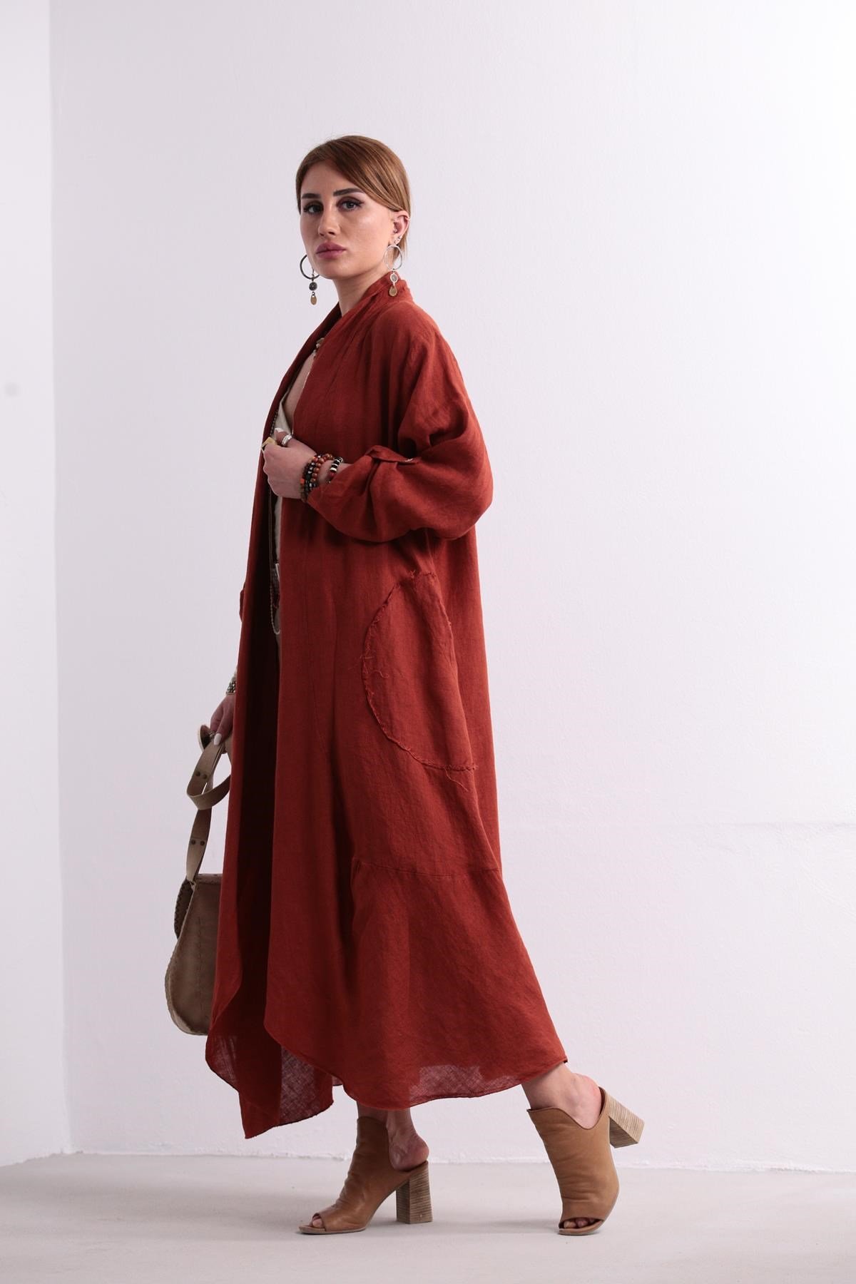 Kiremit Rengi Cebi Düğmeli Keten Kaftan - Şaman Butik Kiremit Rengi Cebi Düğmeli Keten Kaftan