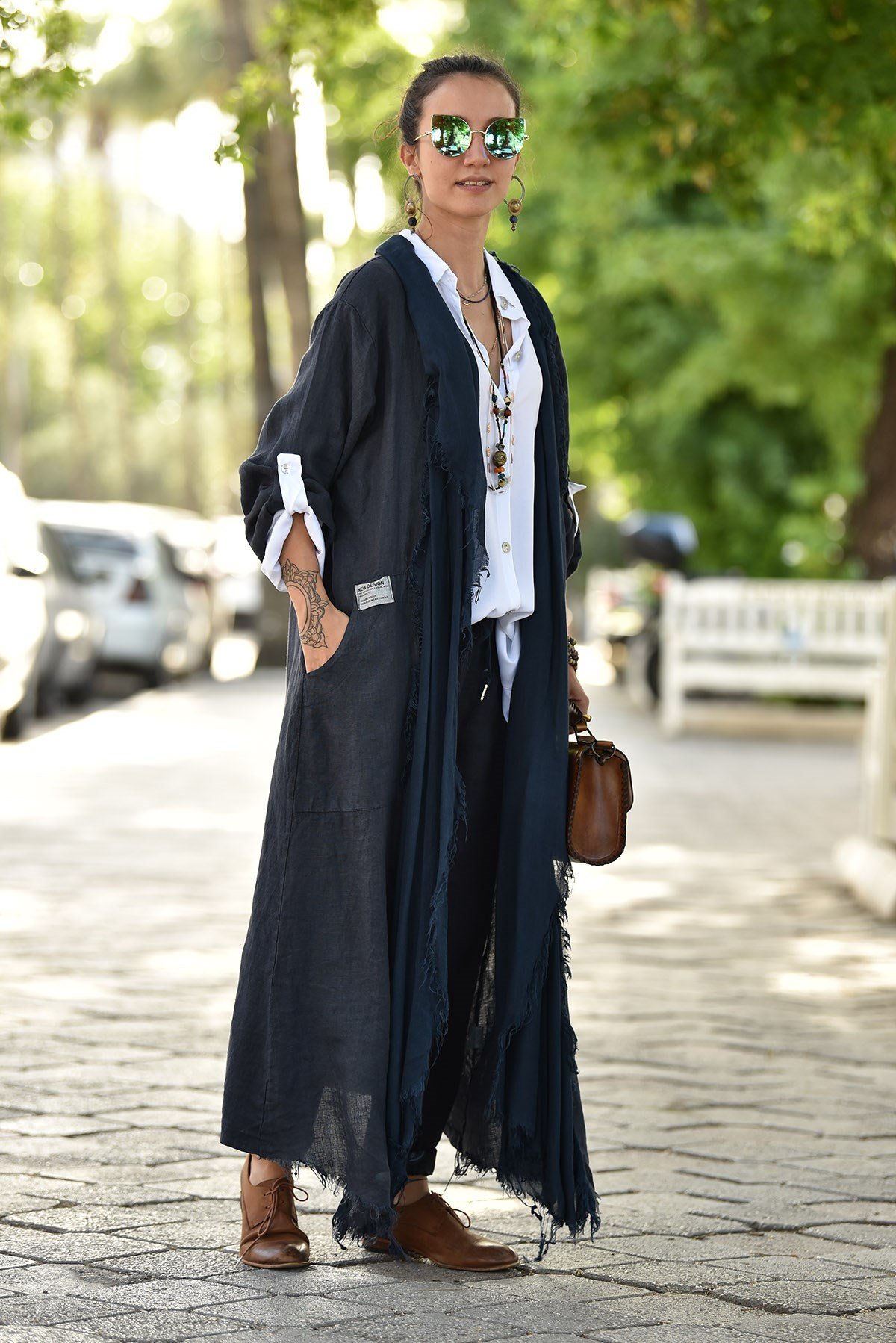 Lacivert Sırt Detaylı Keten Kaftan - Şaman Butik Lacivert Sırt Detaylı Keten Kaftan