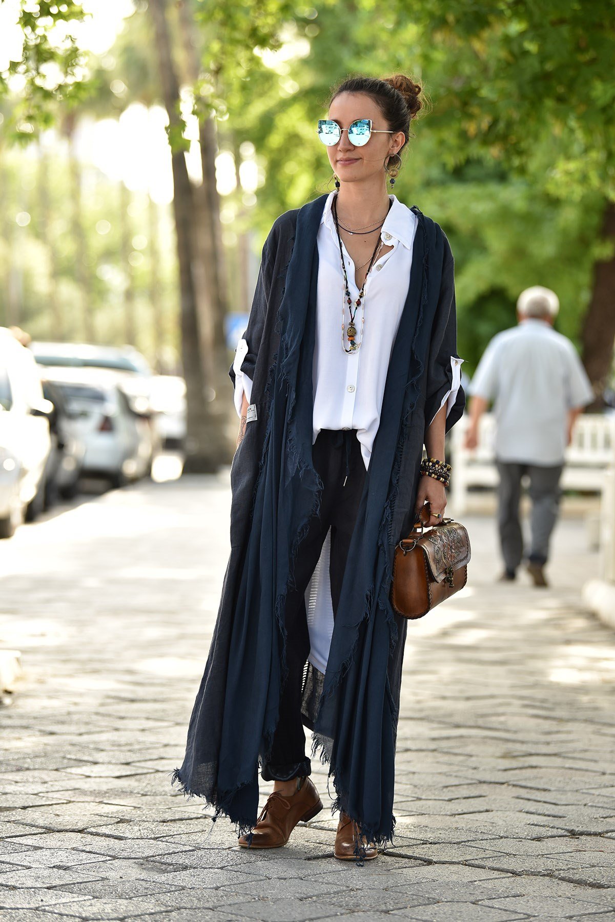 Lacivert Sırt Detaylı Keten Kaftan - Şaman Butik Lacivert Sırt Detaylı Keten Kaftan