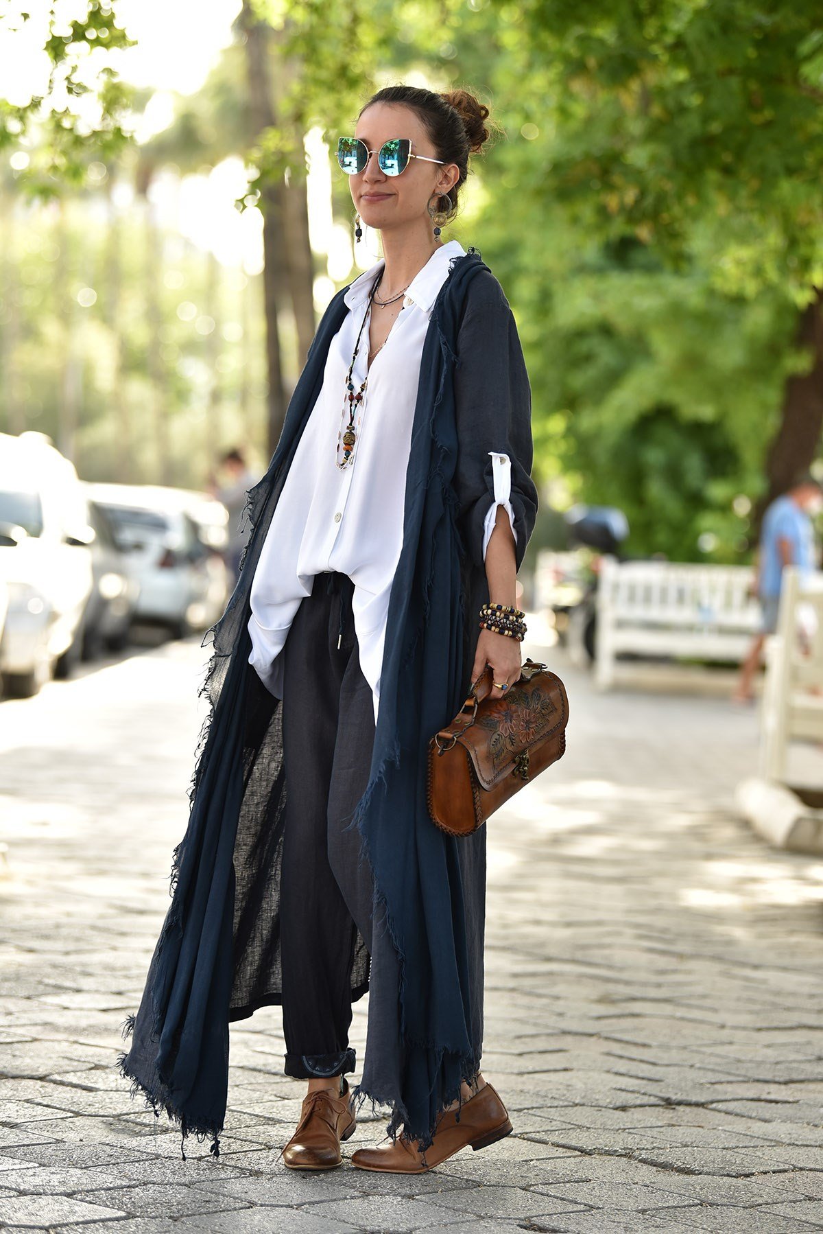Lacivert Sırt Detaylı Keten Kaftan - Şaman Butik Lacivert Sırt Detaylı Keten Kaftan