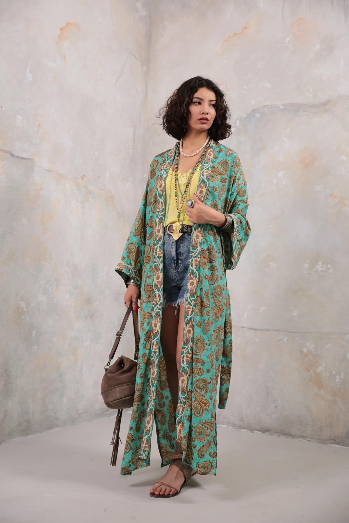  Su Yeşili Desenli İşleme Detaylı Kimono