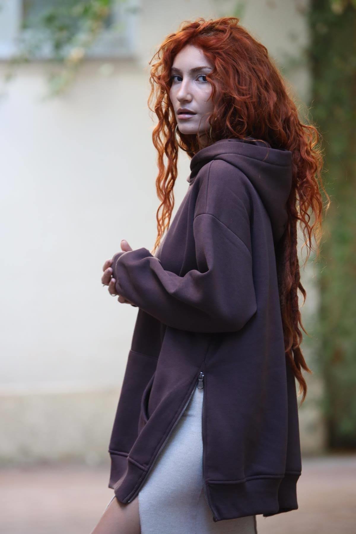 Kahverengi Kapüşonlu Kanguru Cepli Fermuar Detaylı Sweat