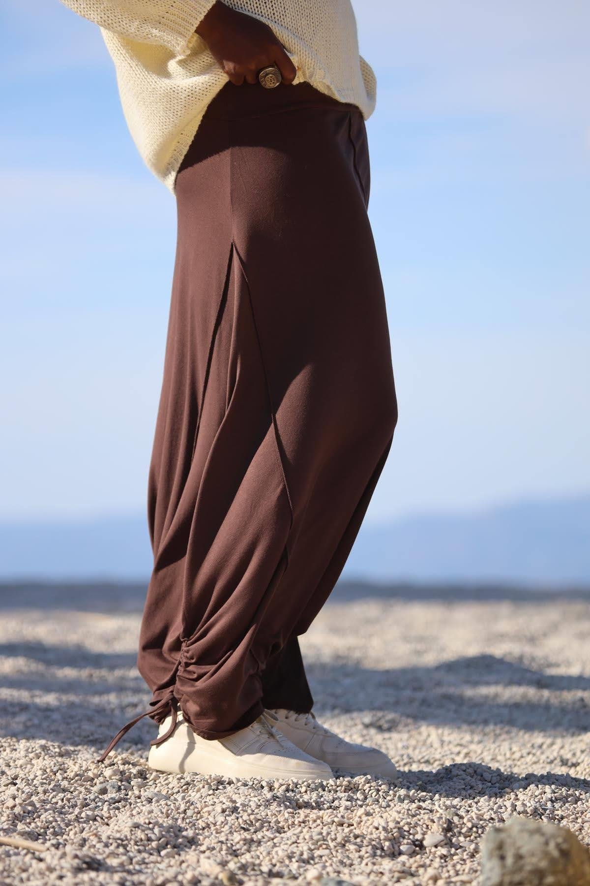 Kahverengi Paçası İpli Dikiş Detay Şalvar