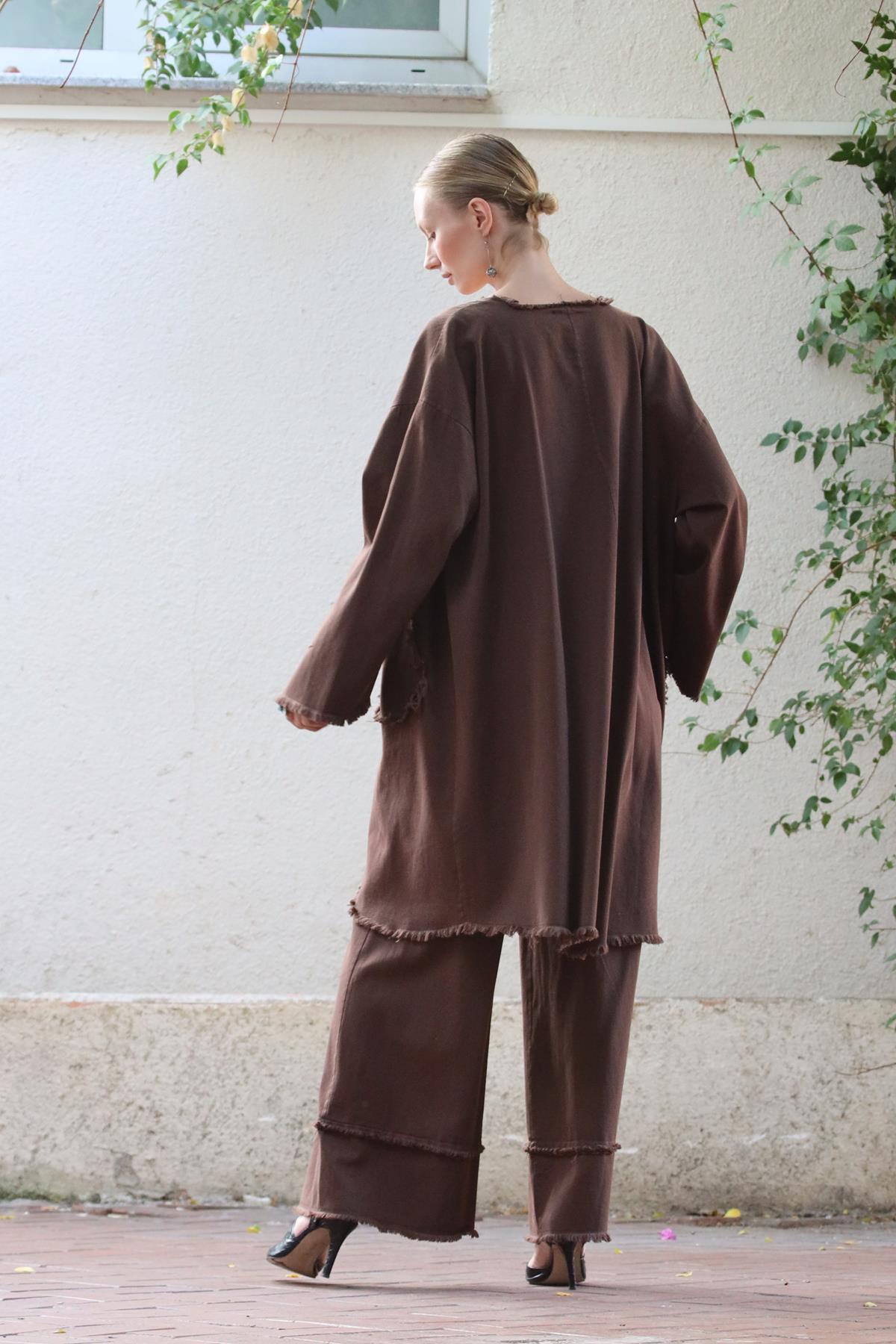 Kahverengi Saçaklı Kaftan ve Pantolon Takım