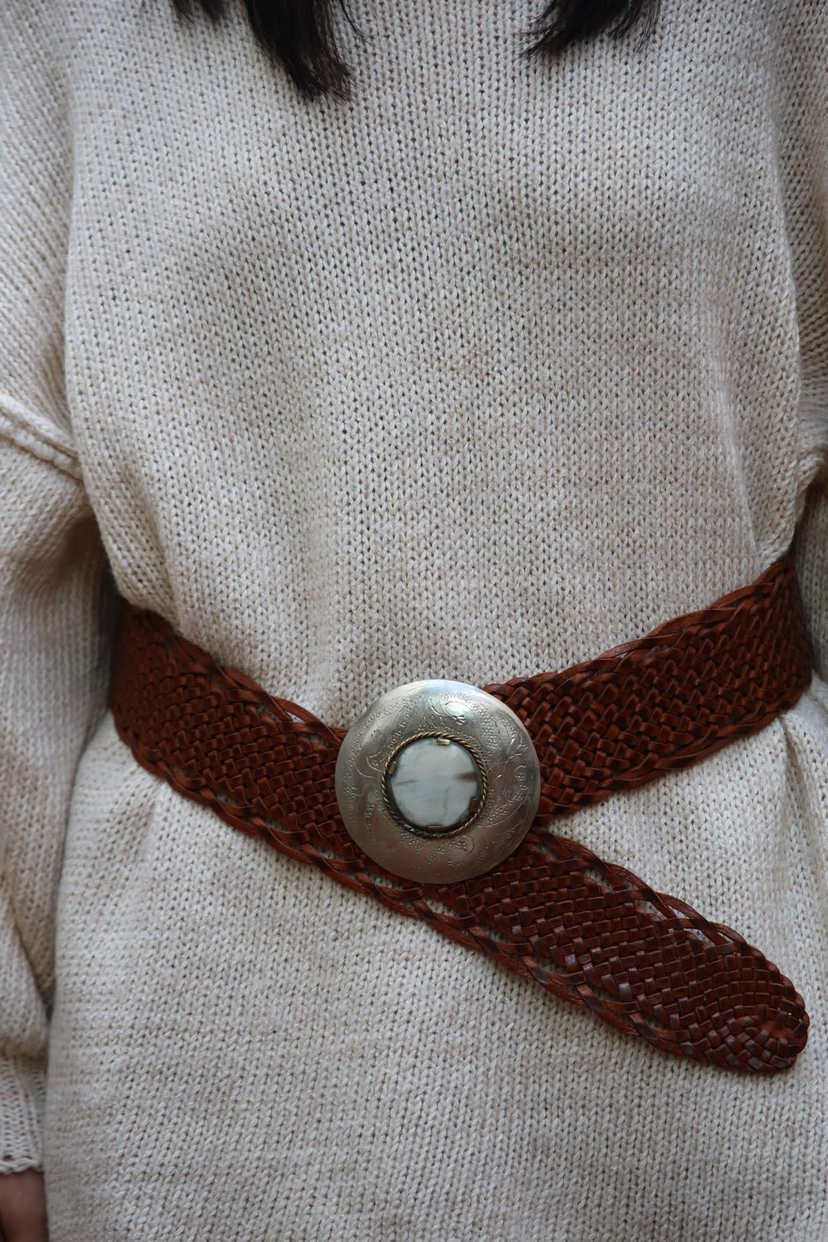 Kahverengi Taşlı Tokalı Deri Dokuma Tasarım Kemer