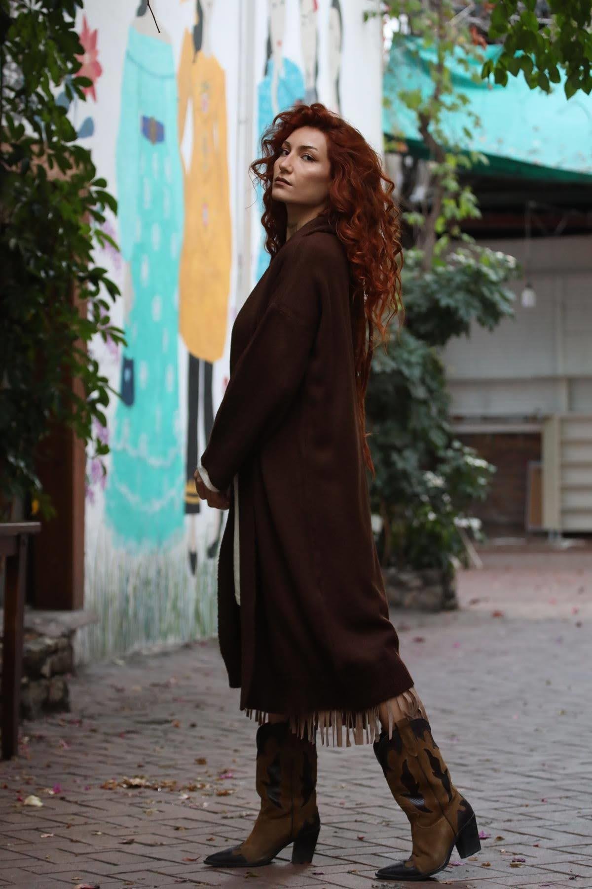 Kahverengi Uzun Şal Yaka Hırka