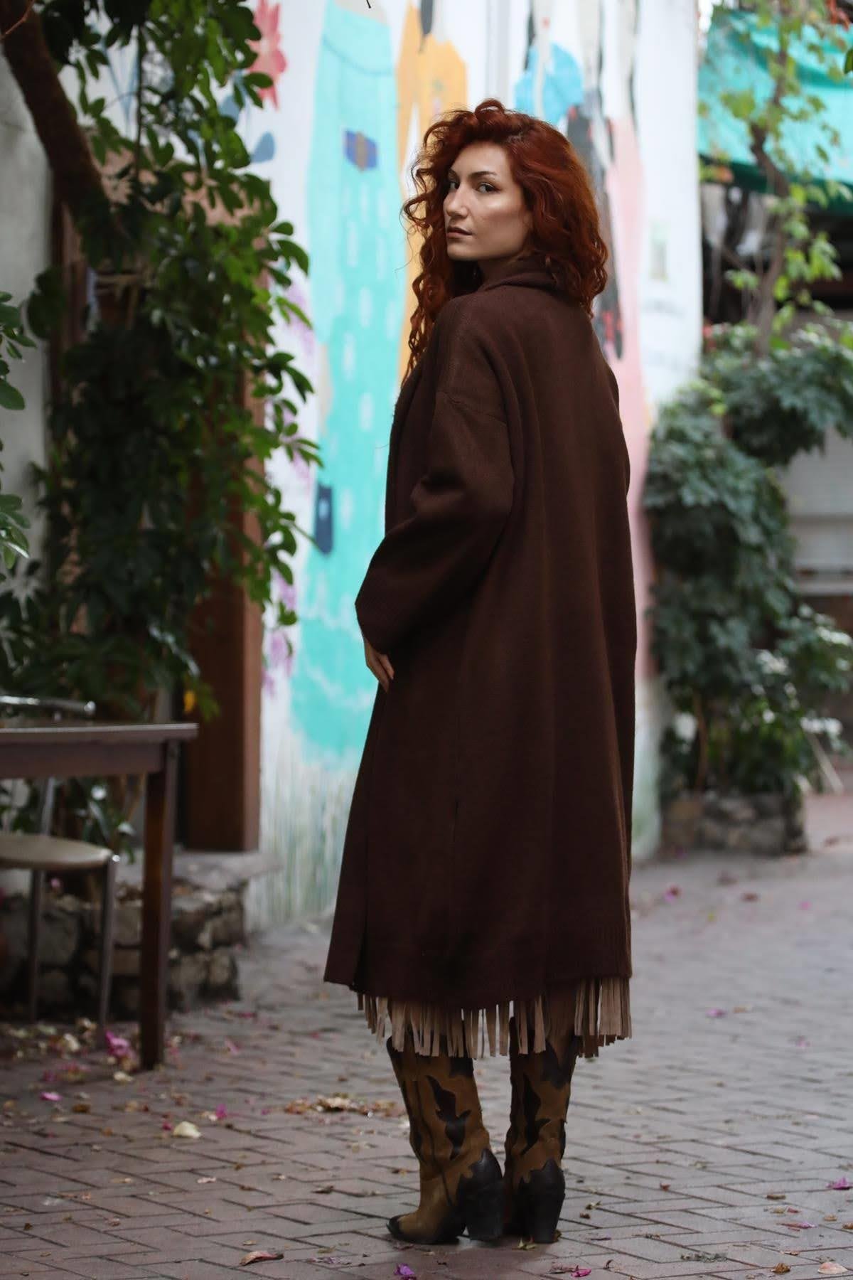 Kahverengi Uzun Şal Yaka Hırka