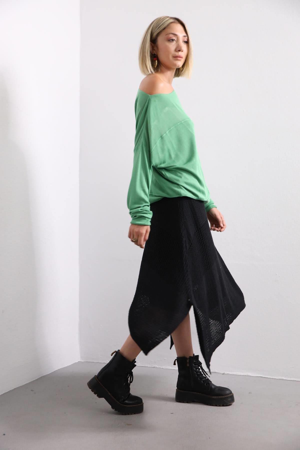 Green Loose Collar Pullover Green Loose Collar Pullover