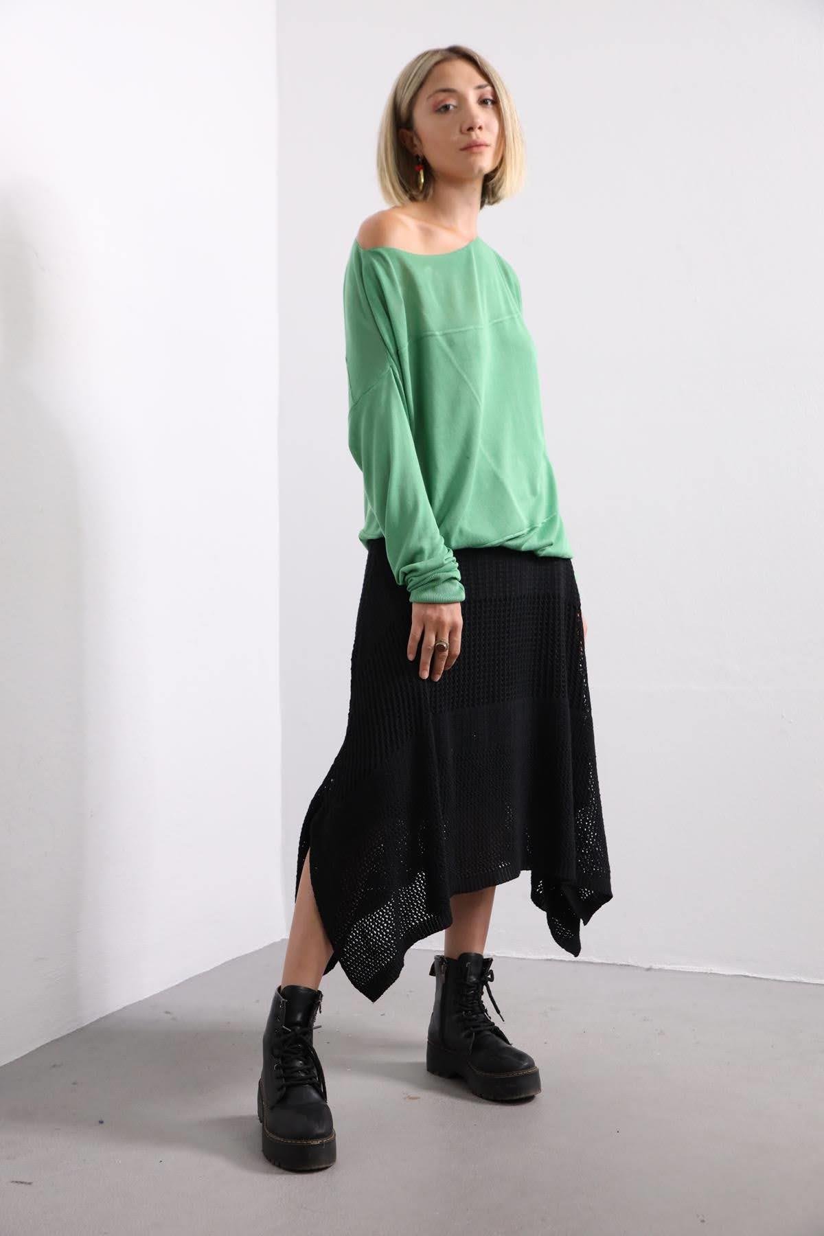 Green Loose Collar Pullover Green Loose Collar Pullover