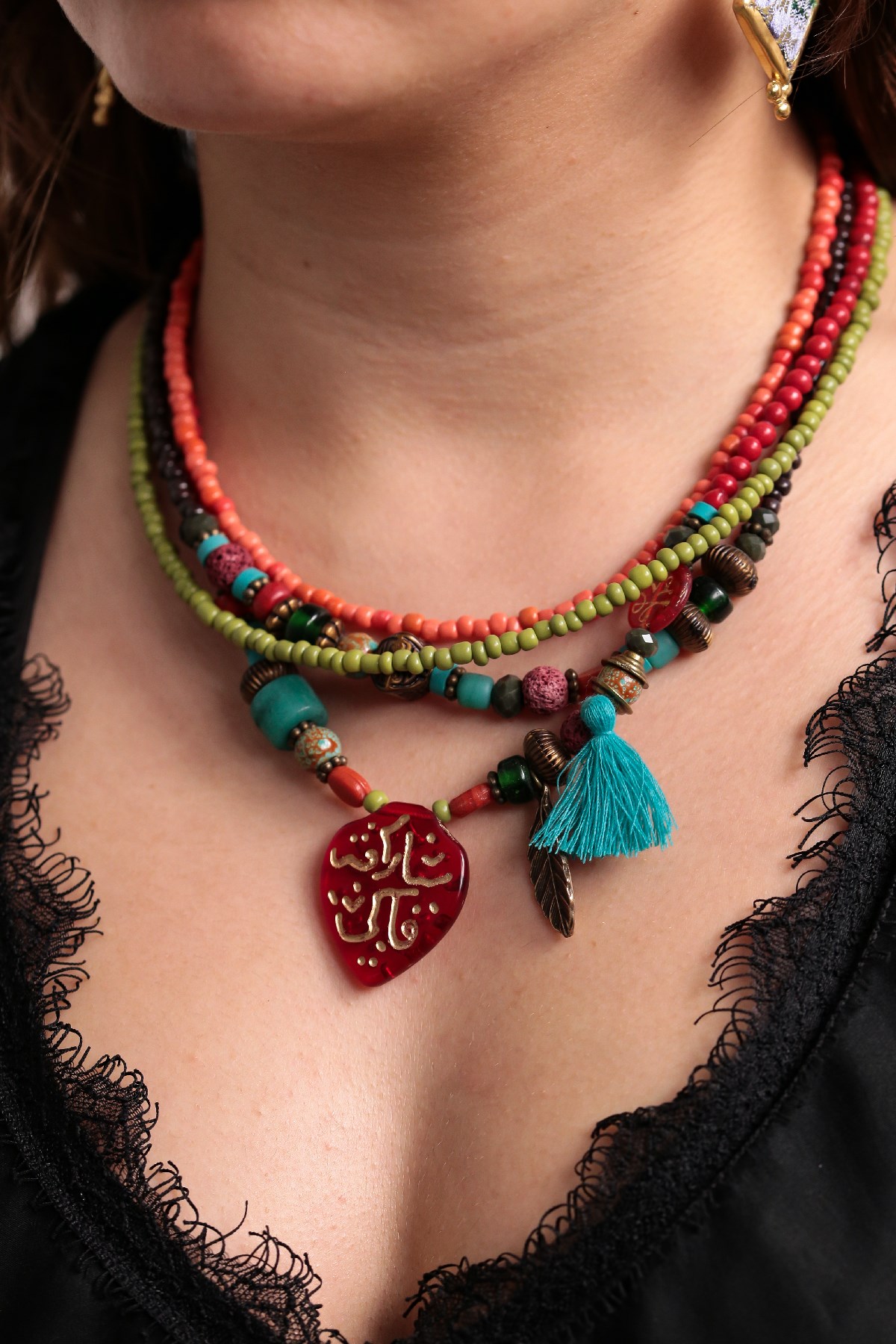 Red Glass Stone and Antique Piece Detail Natural Stone Multi Necklace - Saman Butik | Shop Online Red Glass Stone and Antique Piece Detail Natural Stone Multi Necklace