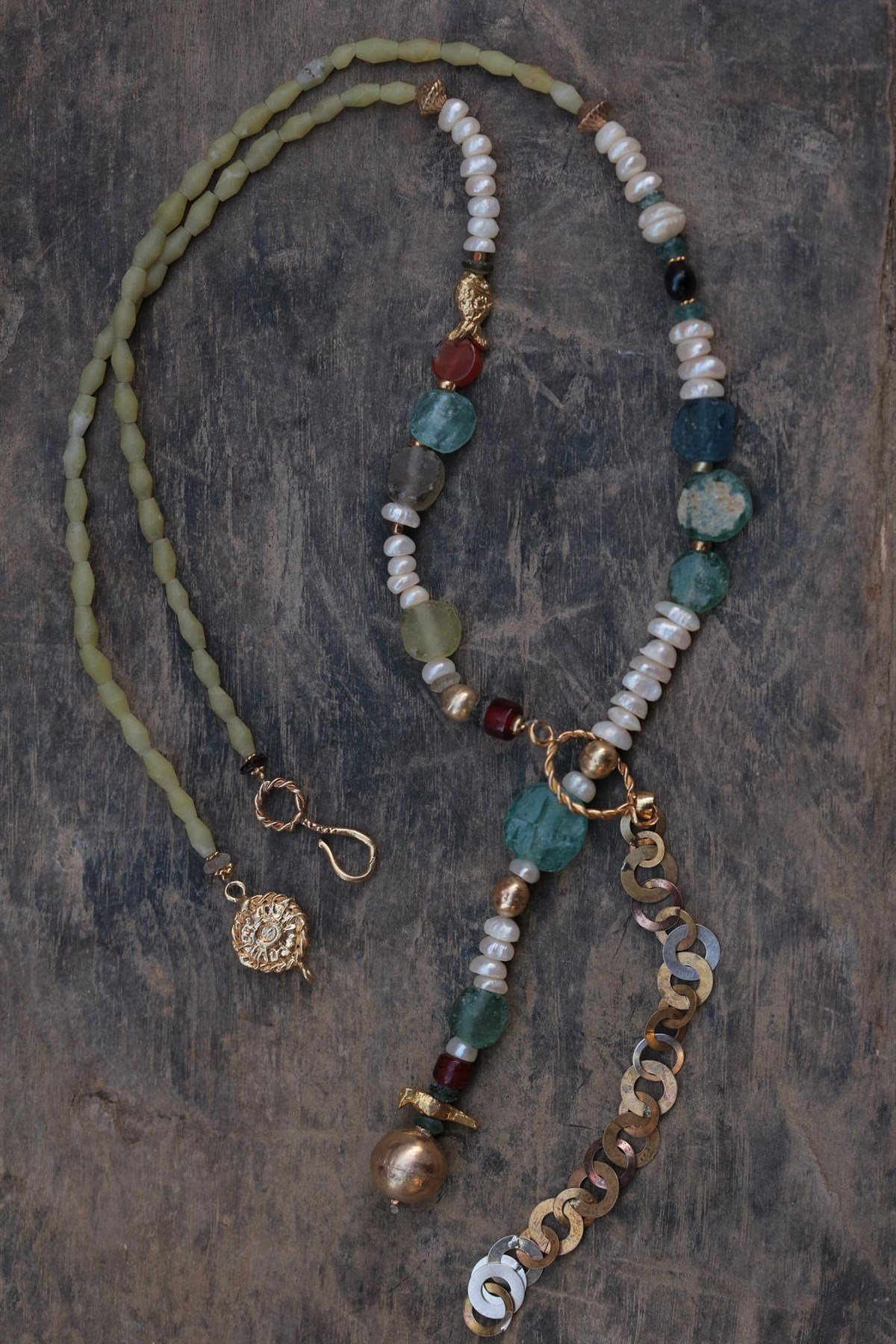 Su İncisi Ve Antika Cam Detaylı Tasarım Kravat Kolye - Şaman Butik Su İncisi Ve Antika Cam Detaylı Tasarım Kravat Kolye