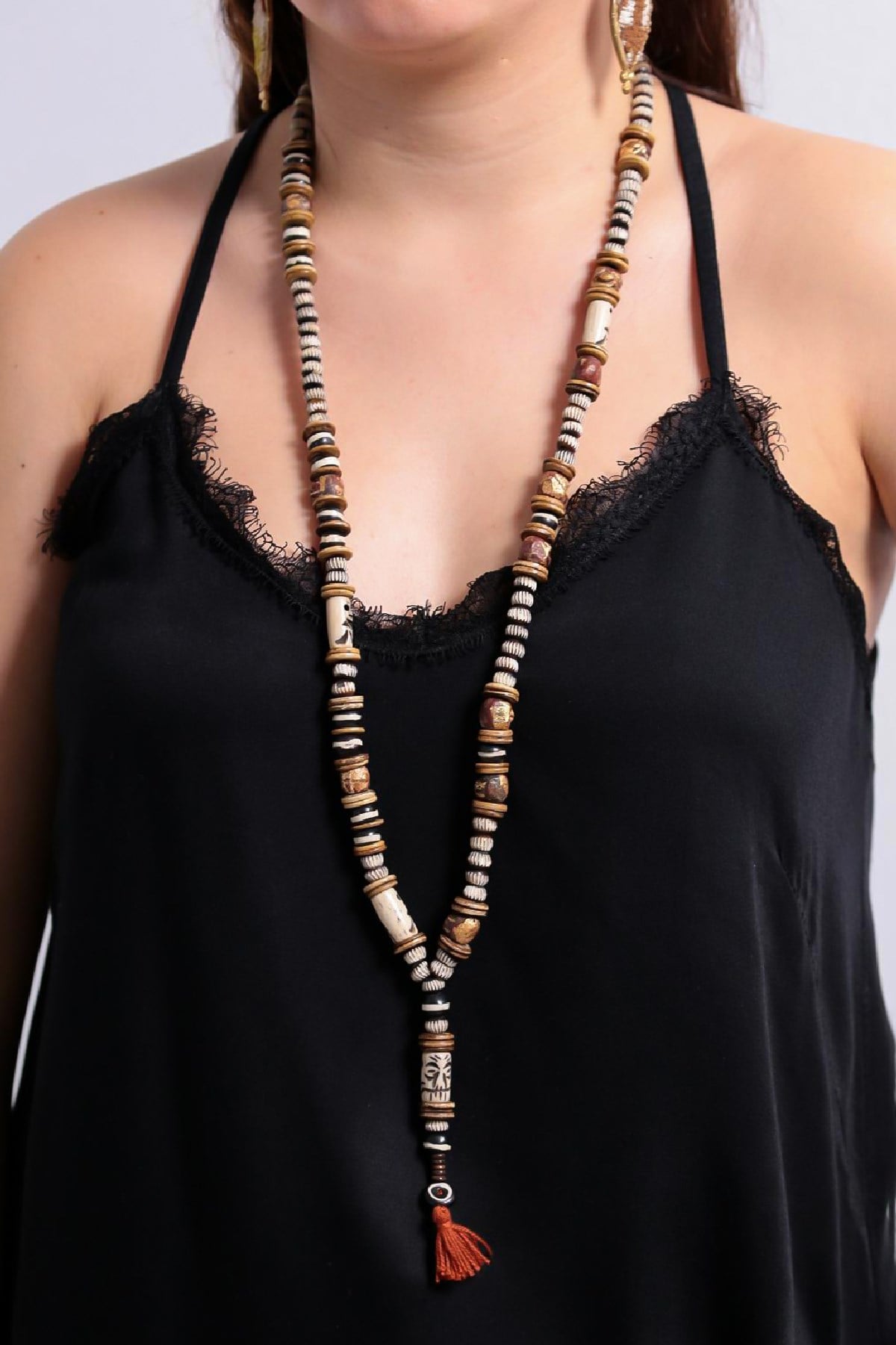 Totem Figür Oyma Kemik Taşı Tasarım Kolye - Şaman Butik Totem Figür Oyma Kemik Taşı Tasarım Kolye