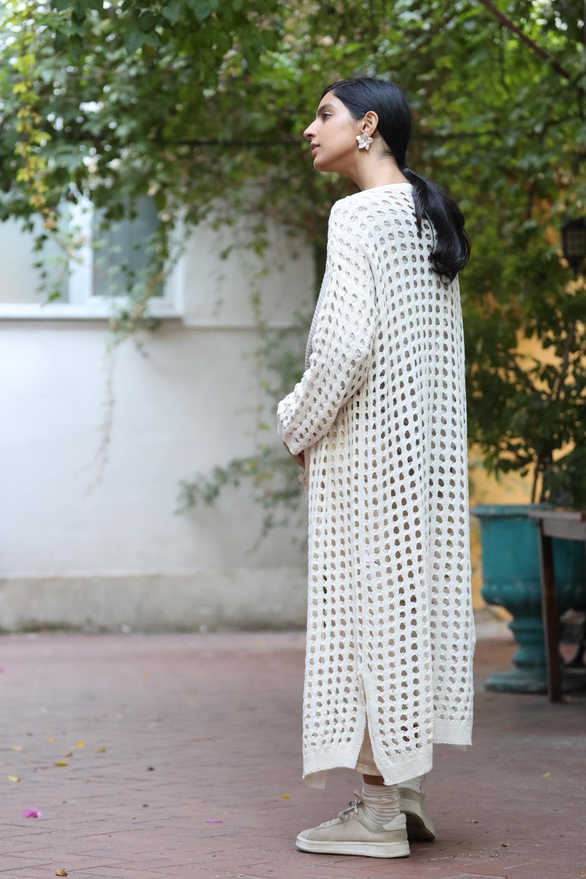 Krem Rengi Ajurlu Uzun Hırka