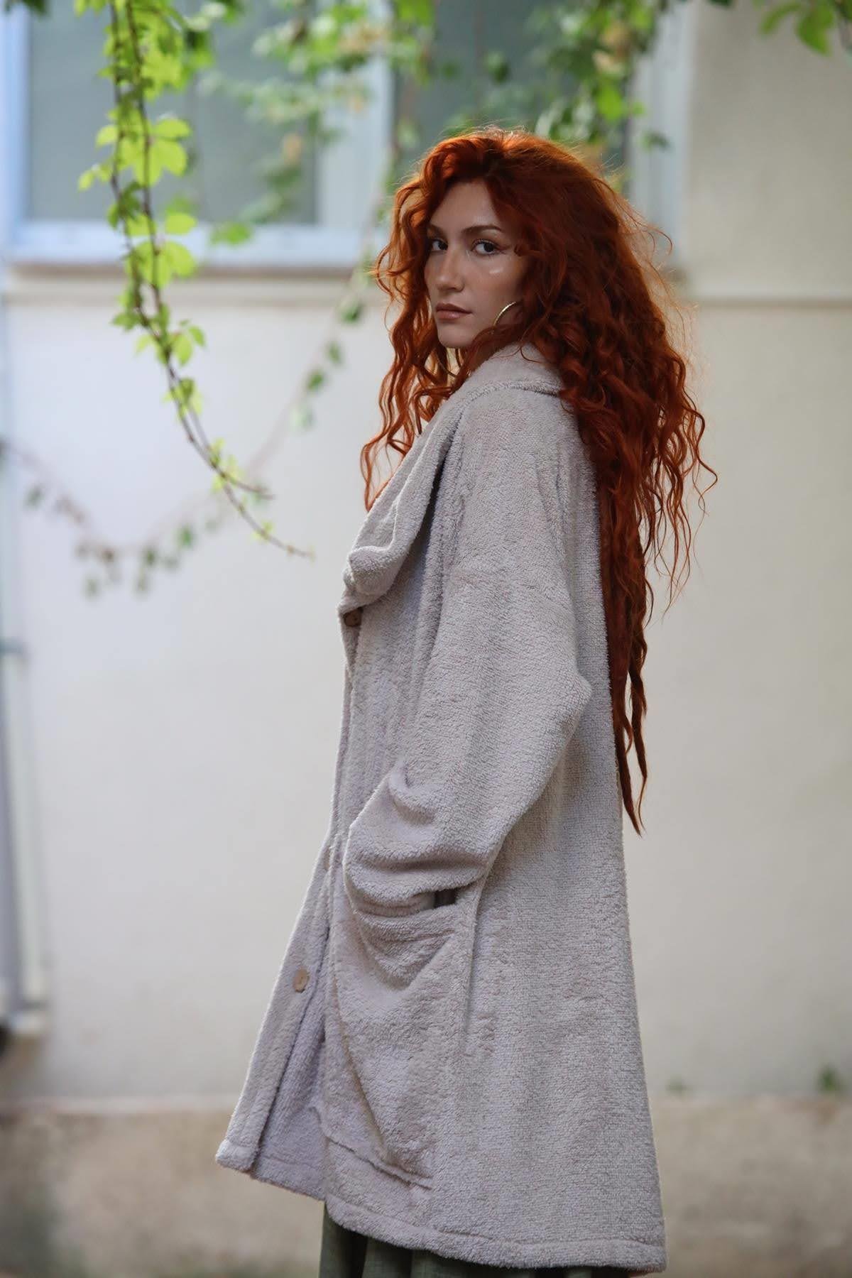 Krem Rengi Büyük Cepli Peluş Hırka