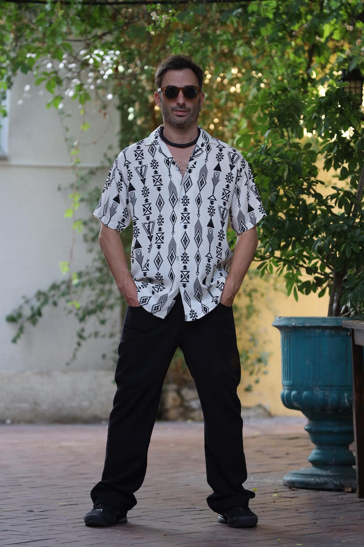 Krem Rengi Desenli Kısa Kollu Erkek Gömlek