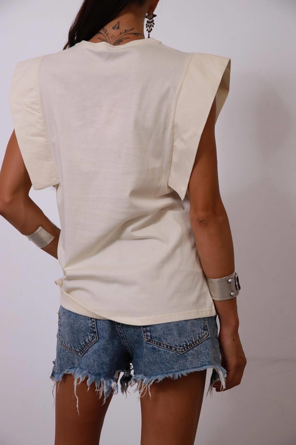 Krem Rengi Parça Detaylı Kolsuz Tshirt