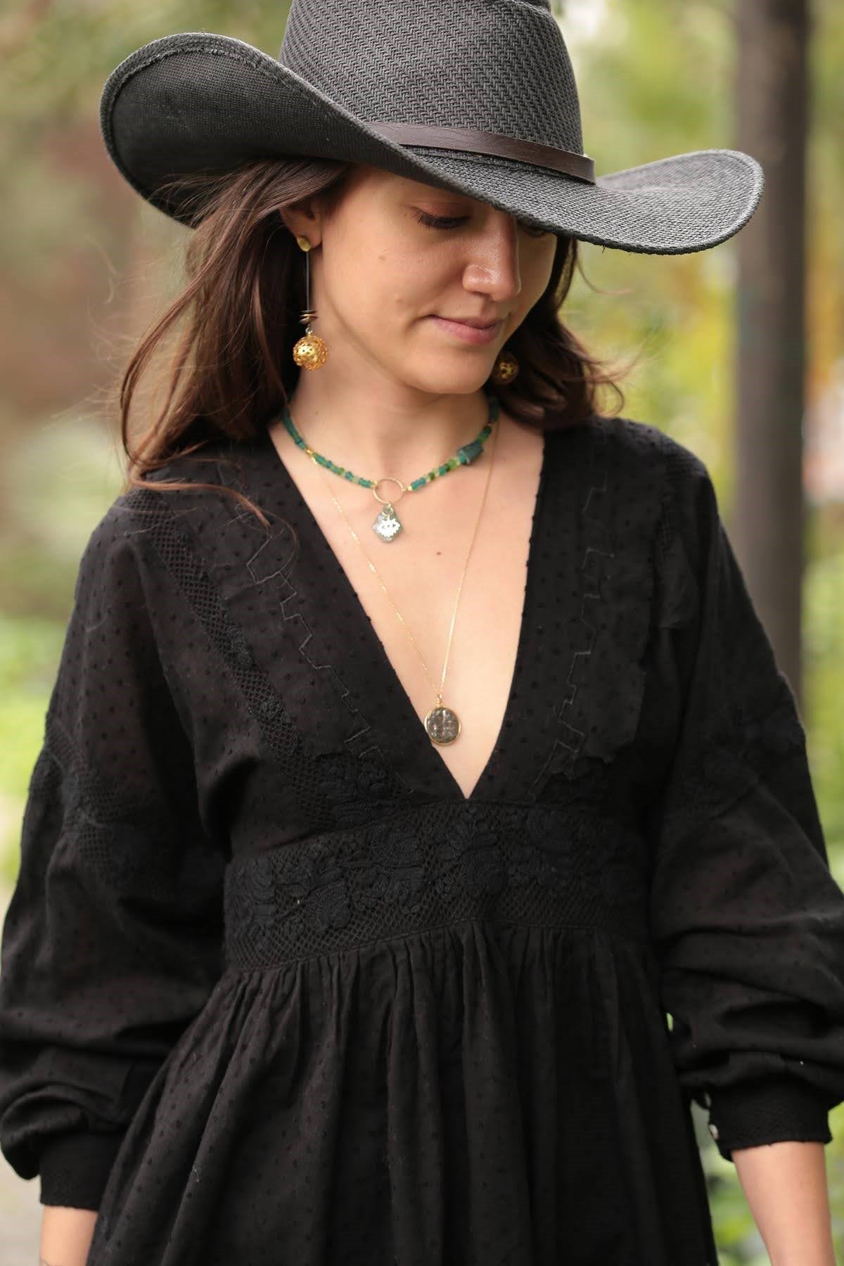 Küre Detaylı Sallantılı Gümüş Küpe - Şaman Butik Küre Detaylı Sallantılı Gümüş Küpe