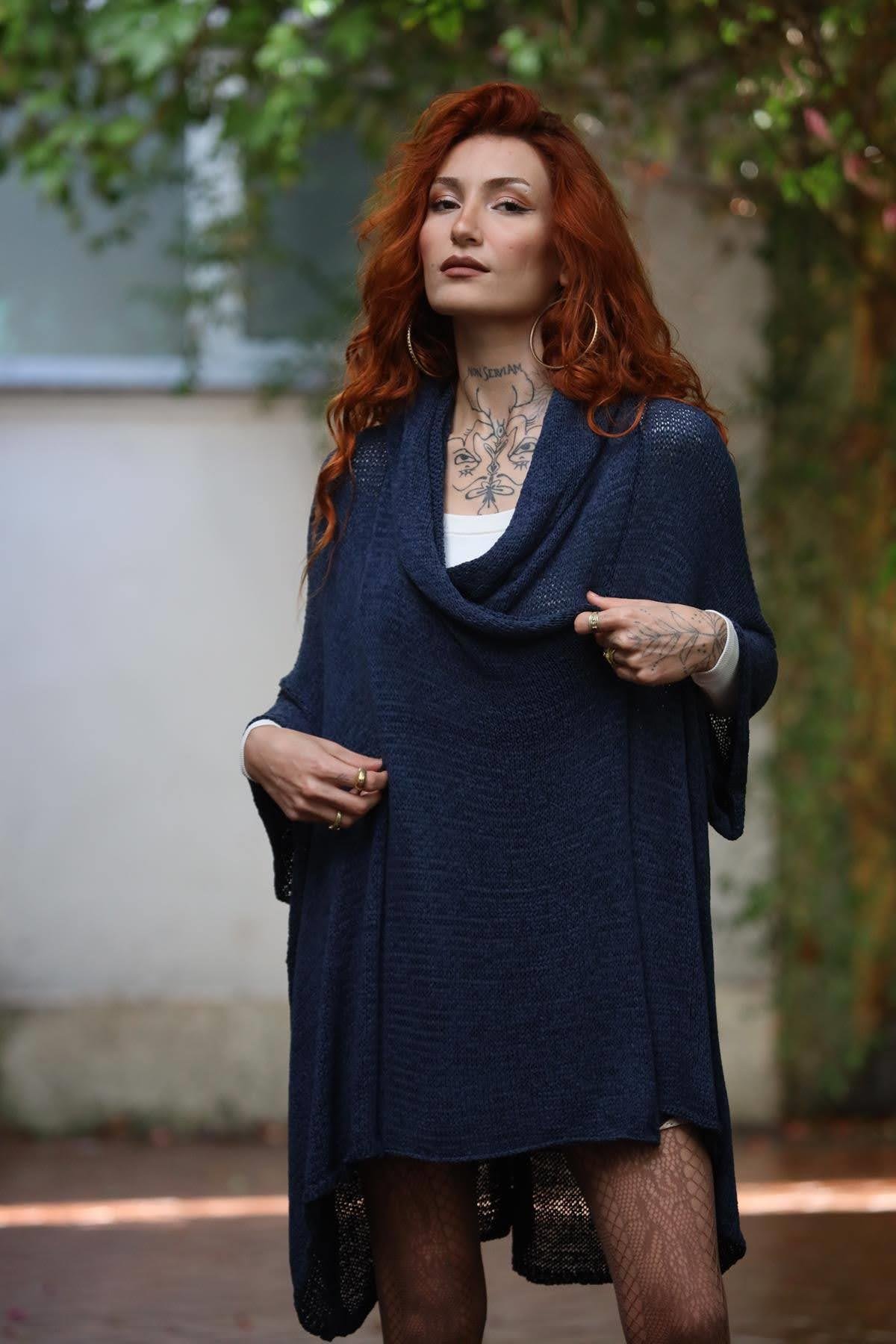 Lacivert Kapüşonlu Merserize Hırka