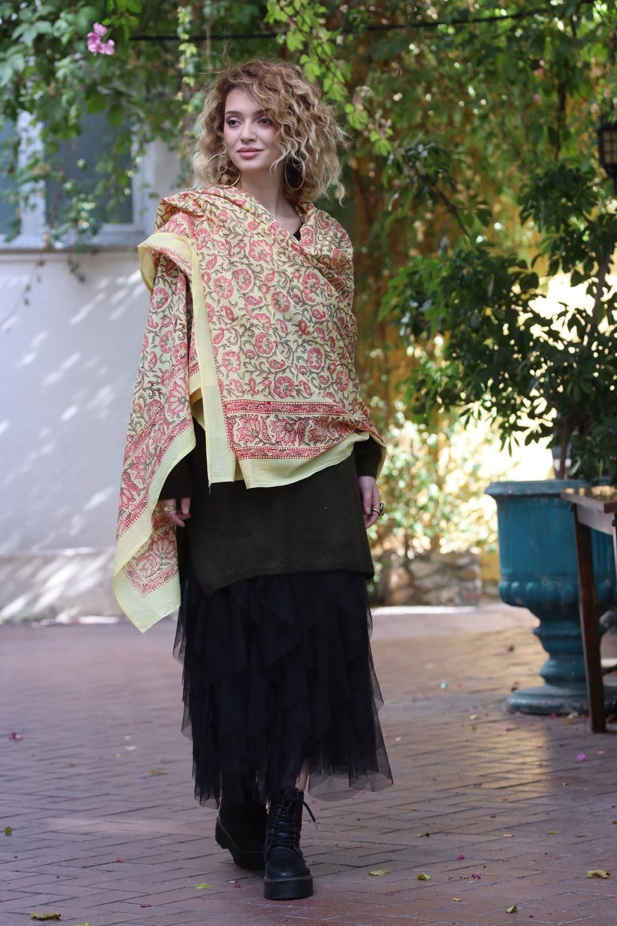 Limon Sarısı Desenli Otantik Şal